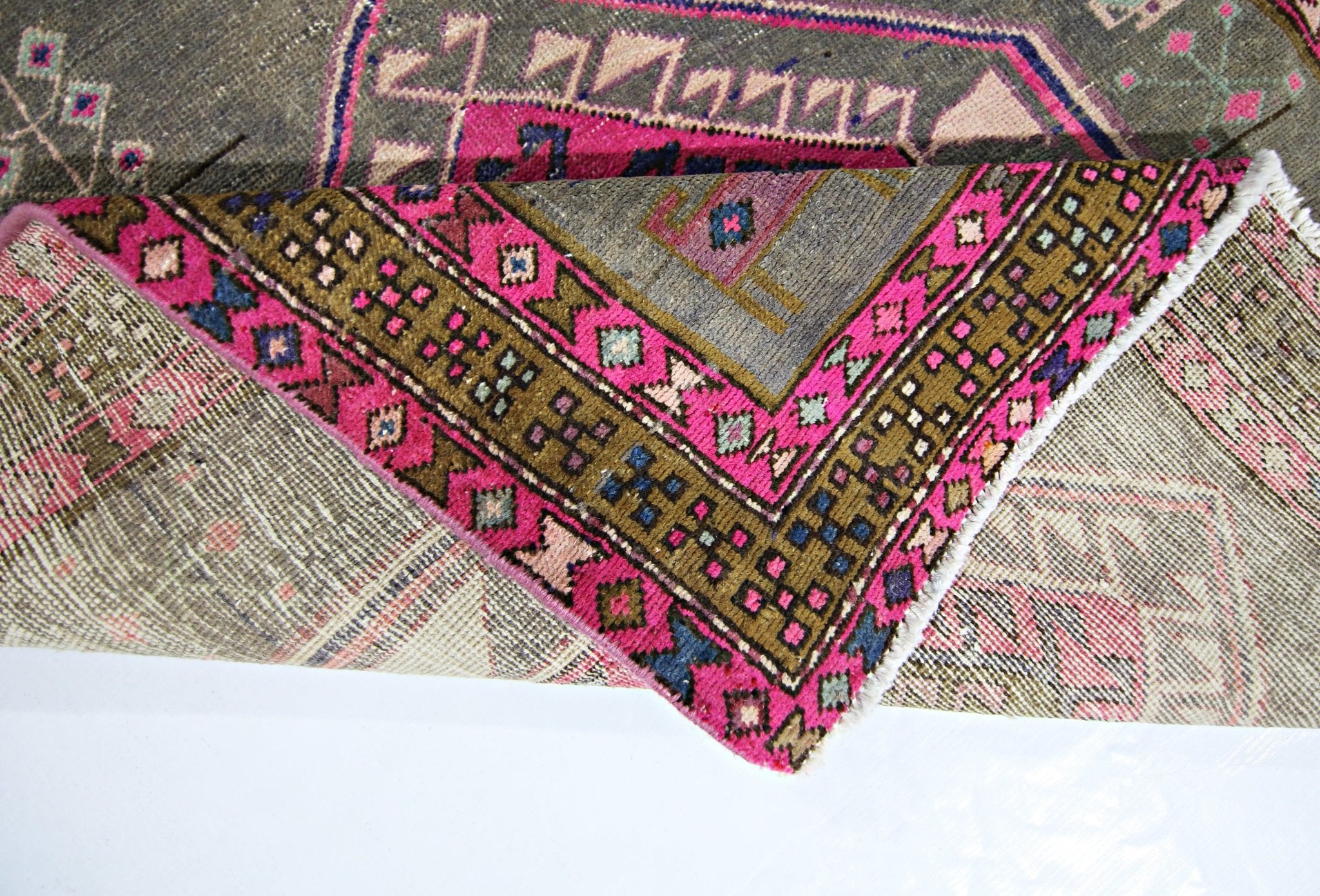 Handmade Vintage Persian Hallway Runner | 298 x 106 cm | 9'9" x 3'6" - Najaf Rugs & Textile