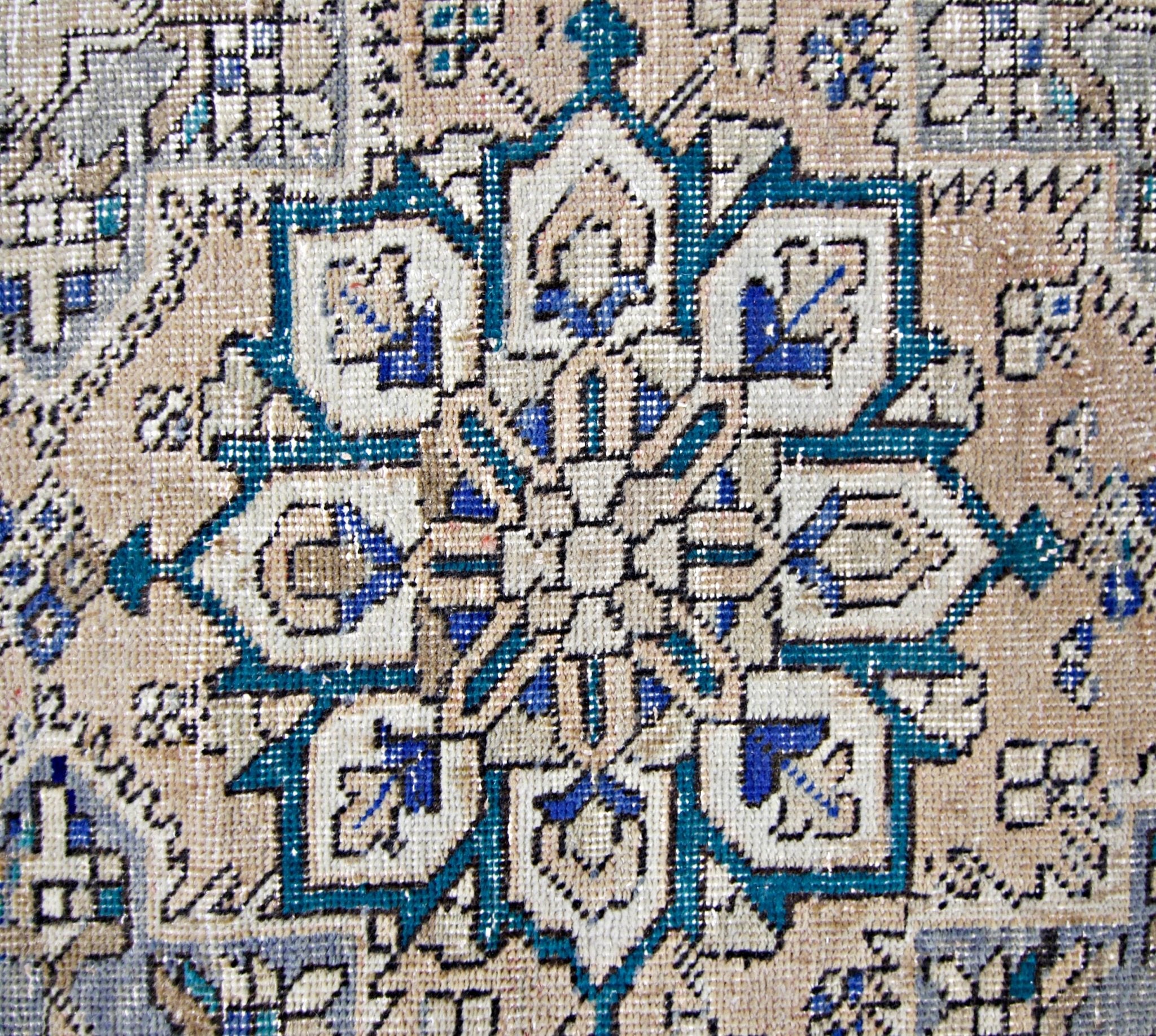 Handmade Vintage Persian Hallway Runner | 409 x 100 cm | 13'5" x 3'3" - Najaf Rugs & Textile