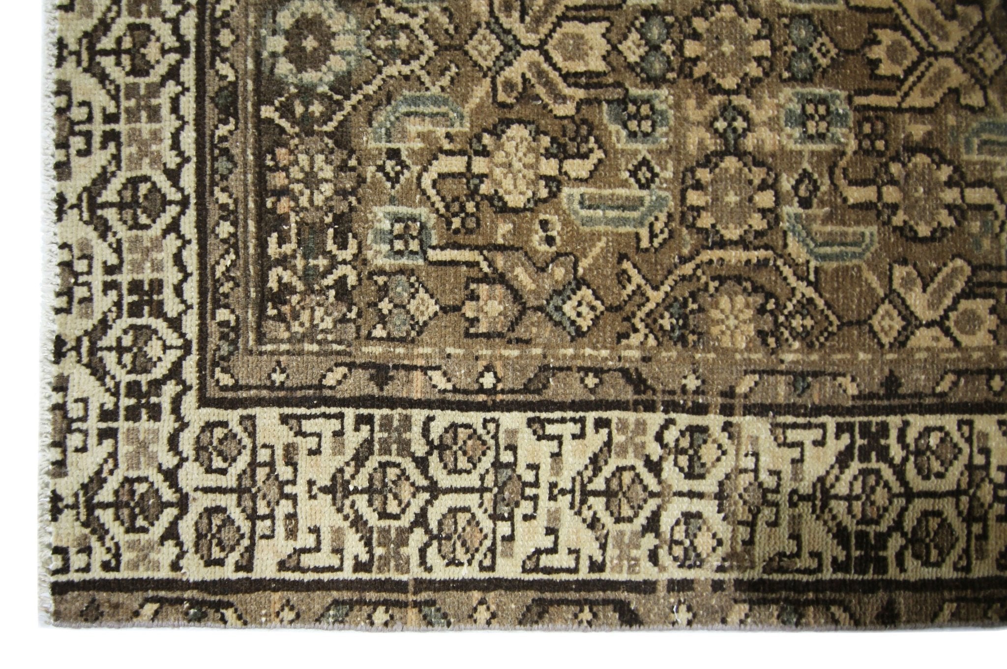 Handmade Vintage Persian Hallway Runner | 415 x 79 cm | 13'7" x 2'7" - Najaf Rugs & Textile