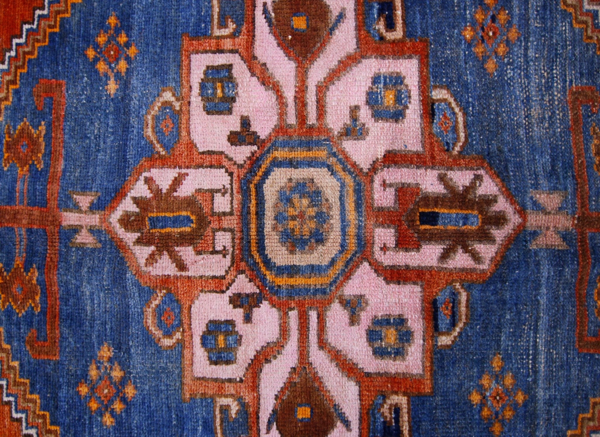 Handmade Vintage Persian Hamadan Rug | 200 x 124 cm | 6'7" x 4'1" - Najaf Rugs & Textile