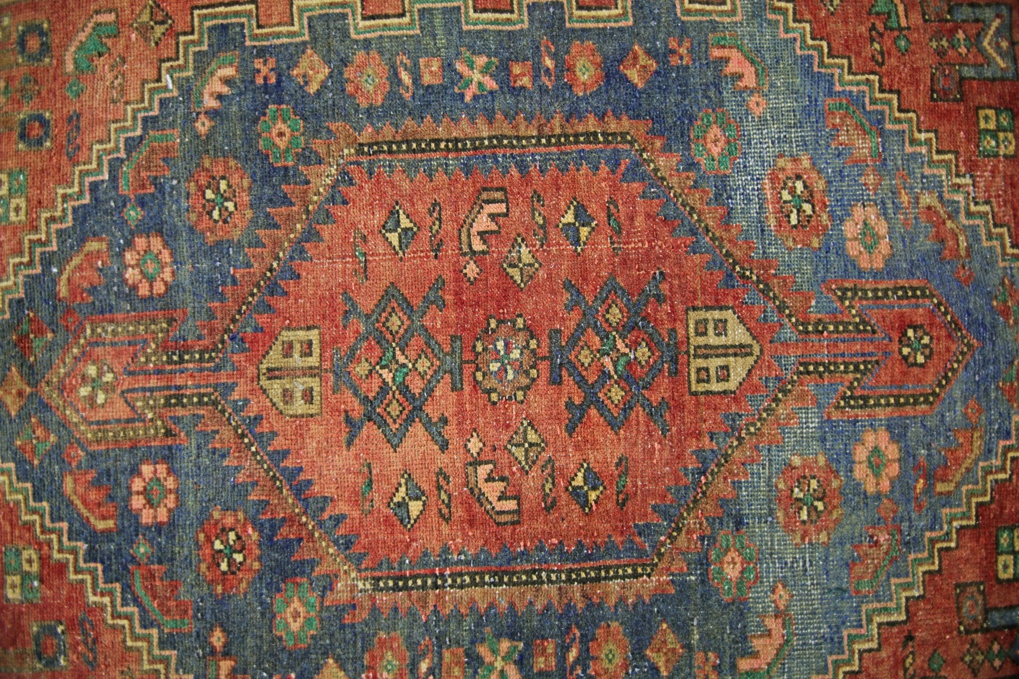 Handmade Vintage Persian Hamadan Rug | 204 x 114 cm | 6'9" x 3'9" - Najaf Rugs & Textile