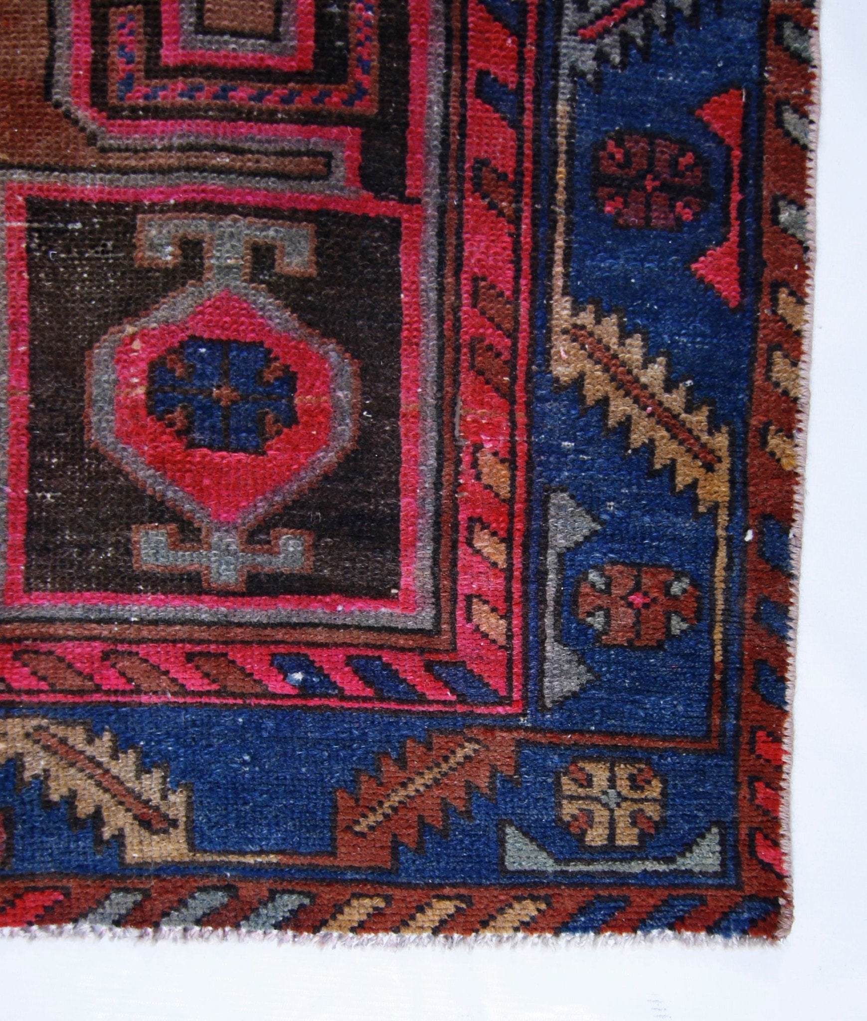 Handmade Vintage Persian Hamadan Rug | 210 x 127 cm | 6'11" x 4'2" - Najaf Rugs & Textile