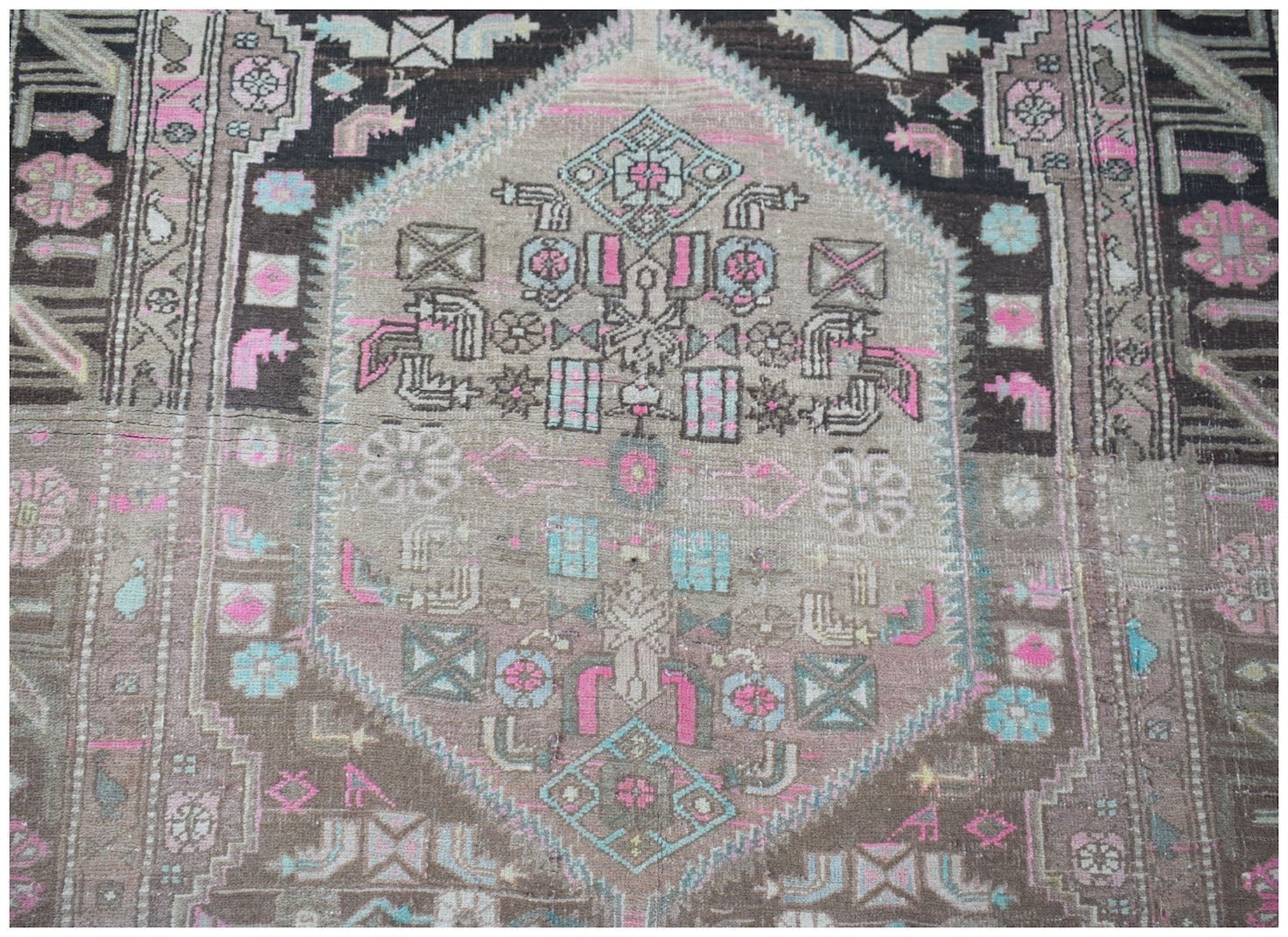 Handmade Vintage Persian Hamadan Rug | 270 x 131 cm | 8'10" x 4'3" - Najaf Rugs & Textile