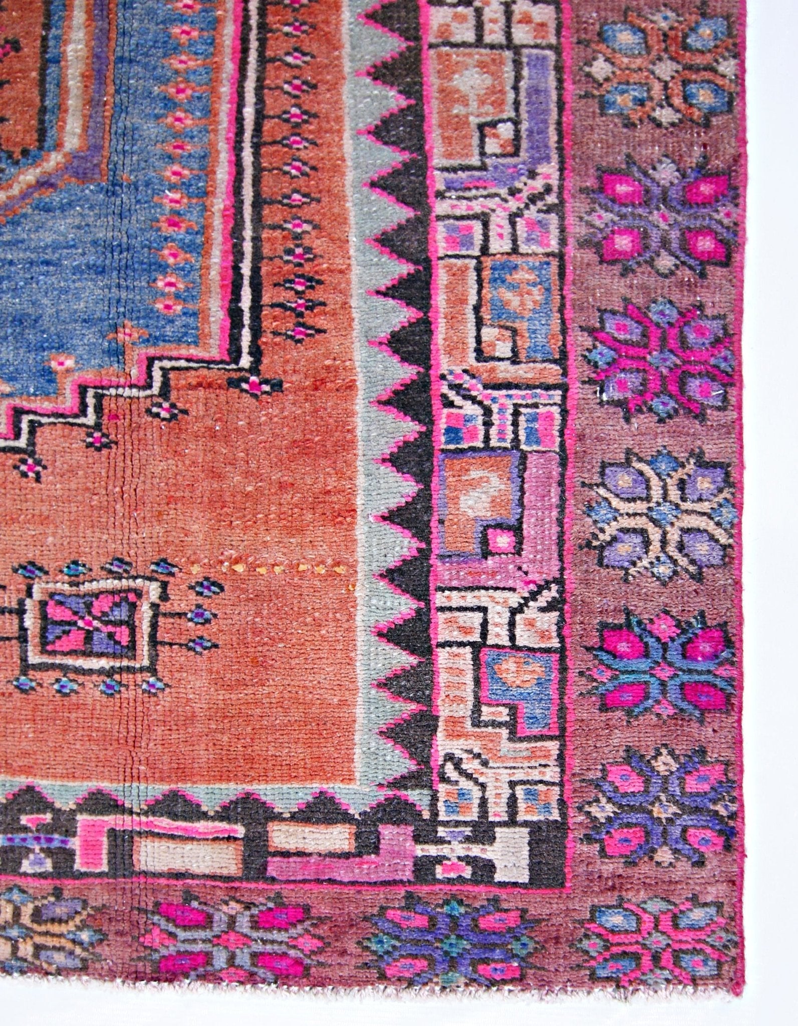 Handmade Vintage Persian Hamadan Rug | 273 x 123 cm | 8'11" x 4' - Najaf Rugs & Textile