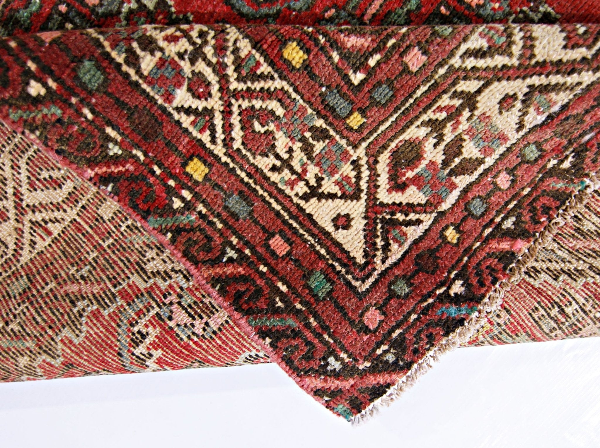 Handmade Vintage Persian Hossainabad Rug | 193 x 136 cm | 6'4" x 4'6" - Najaf Rugs & Textile