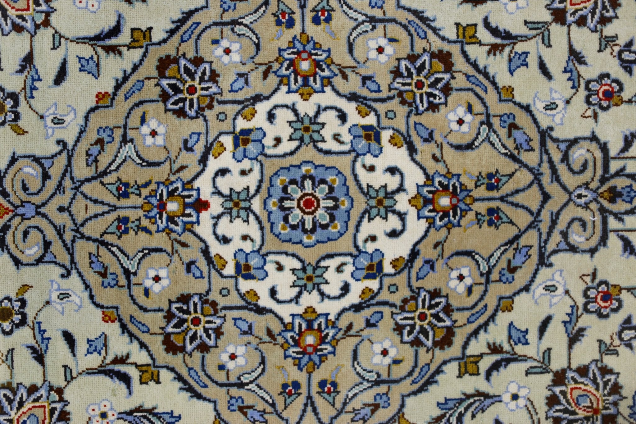 Handmade Vintage Persian Kashan Rug | 214 x 134 cm | 7' x 4'5" - Najaf Rugs & Textile