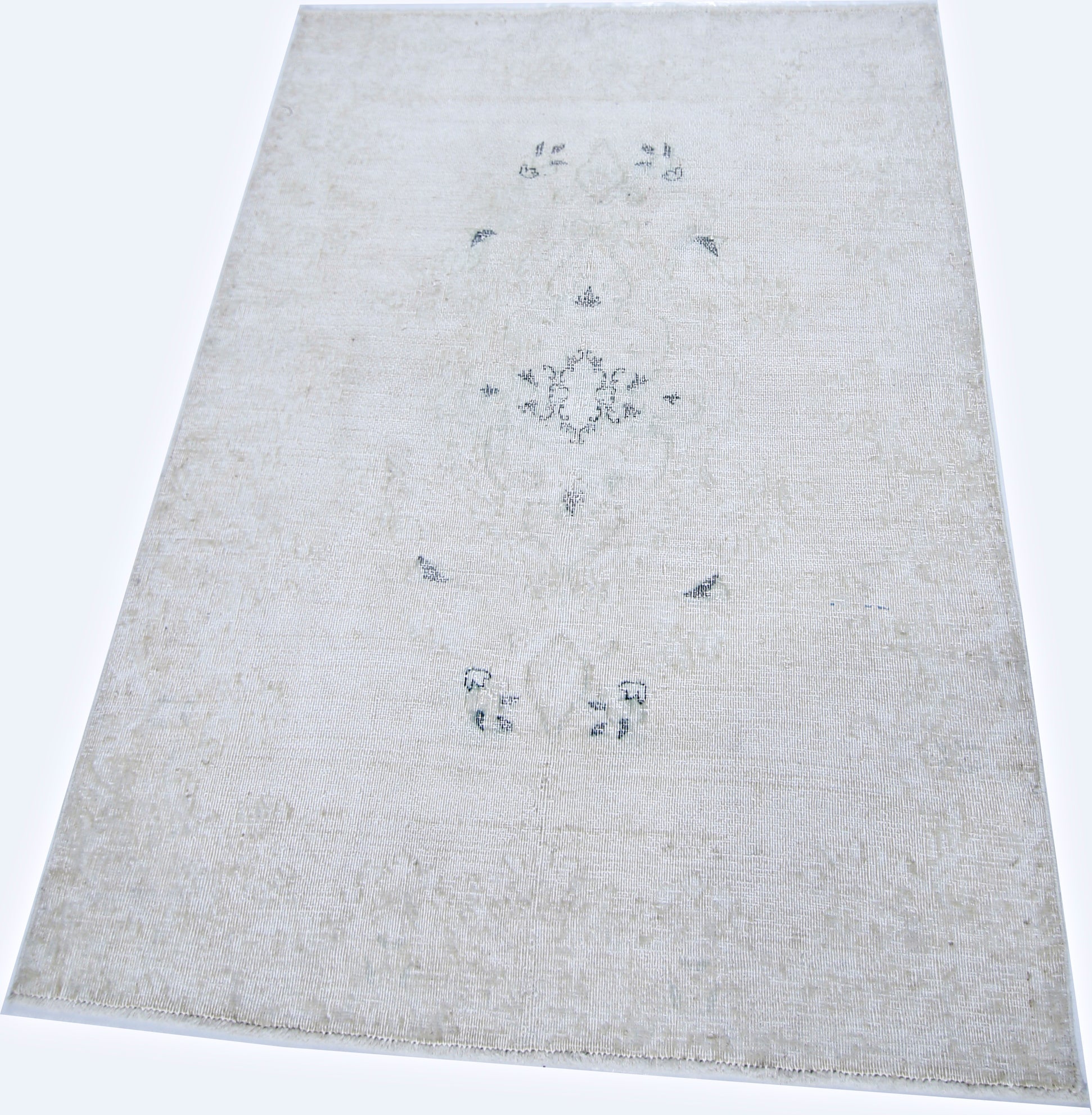 Handmade Vintage Persian Kerman Rug | 133 x 99 cm | 4'4" x 3'3" - Najaf Rugs & Textile