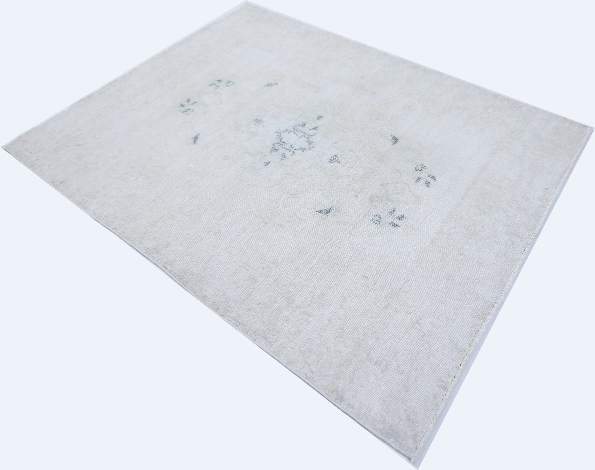 Handmade Vintage Persian Kerman Rug | 133 x 99 cm | 4'4" x 3'3" - Najaf Rugs & Textile