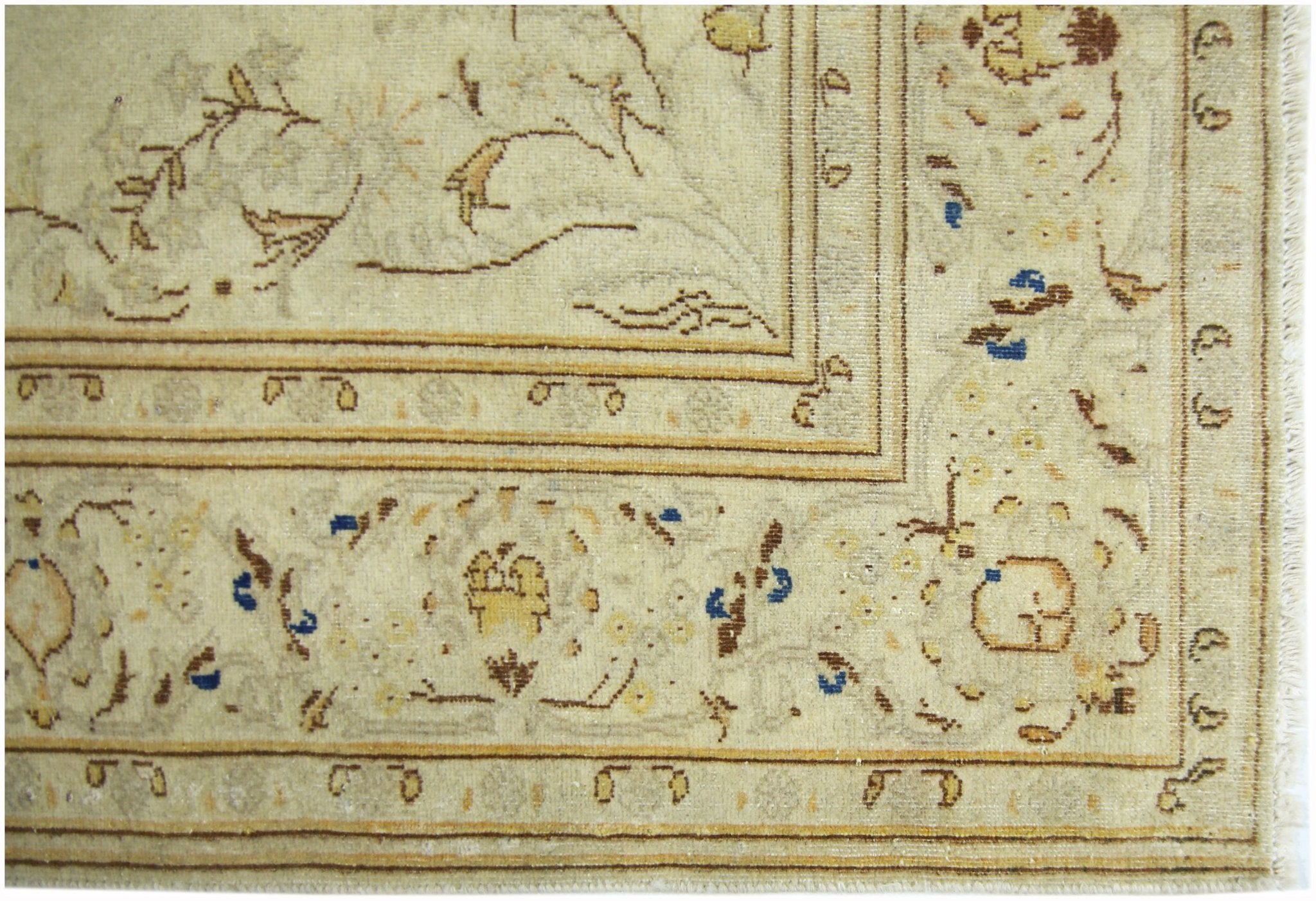 Handmade Vintage Persian Kerman Rug | 148 x 112 cm | 4'6" x 3'8" - Najaf Rugs & Textile