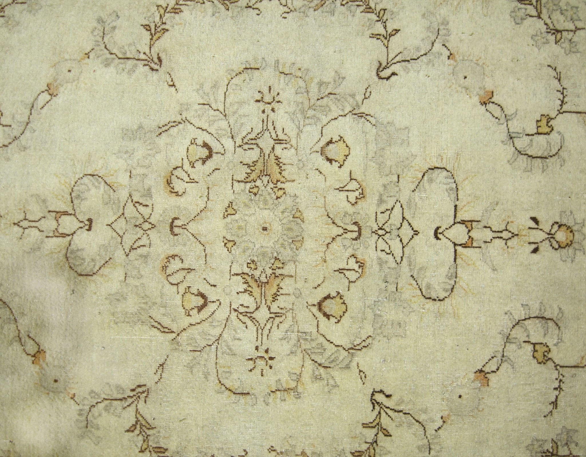 Handmade Vintage Persian Kerman Rug | 148 x 112 cm | 4'6" x 3'8" - Najaf Rugs & Textile