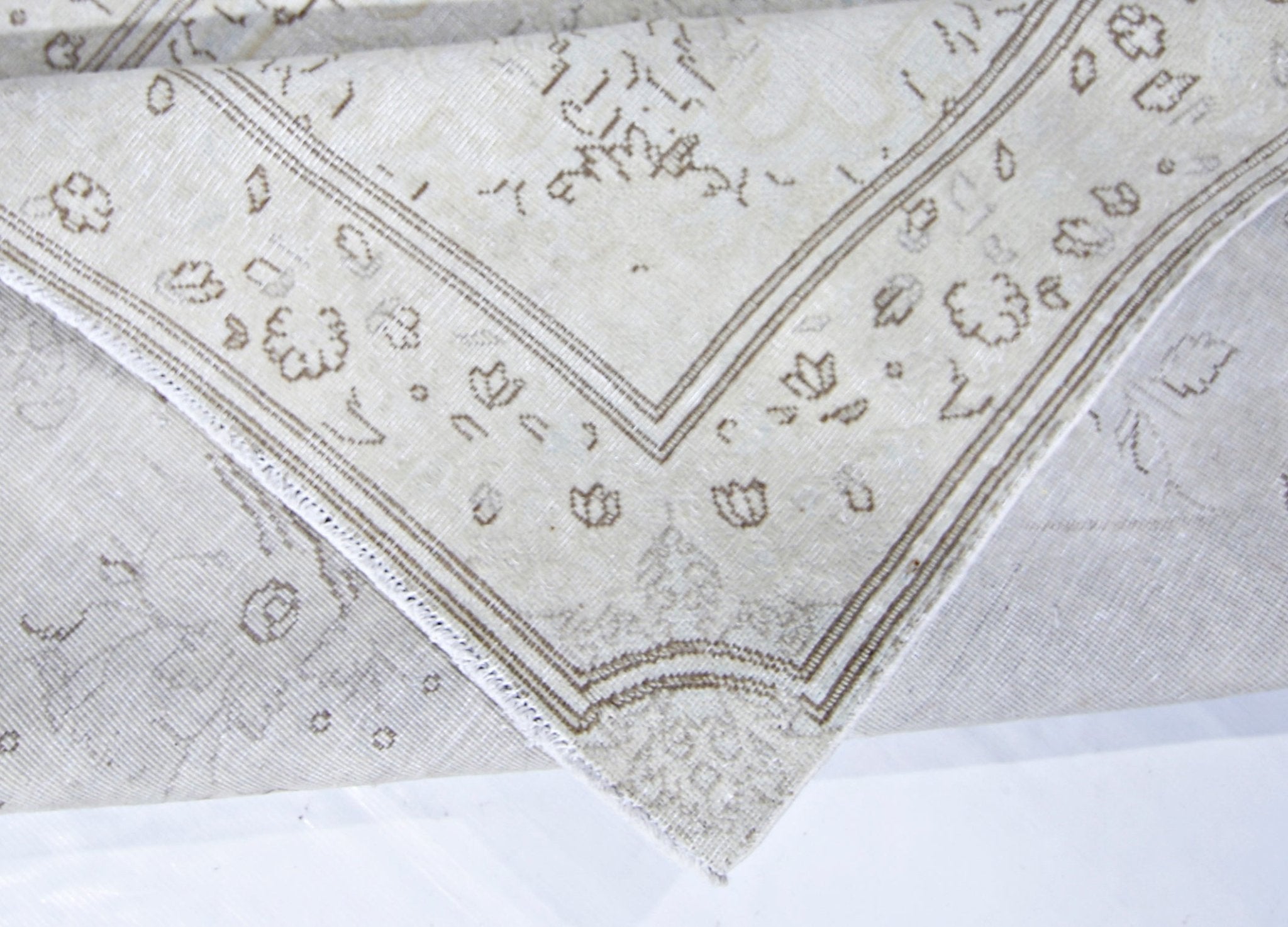 Handmade Vintage Persian Kerman Rug | 190 x 127 cm | 6'3" x 4'2" - Najaf Rugs & Textile