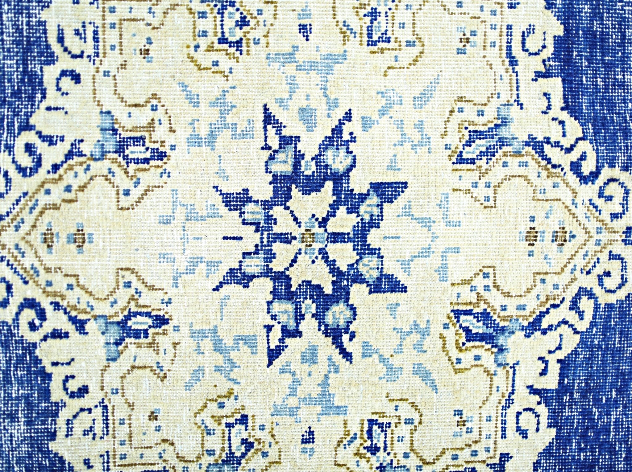 Handmade Vintage Persian Kerman Rug | 192 x 120 cm | 6'4" x 3'11" - Najaf Rugs & Textile