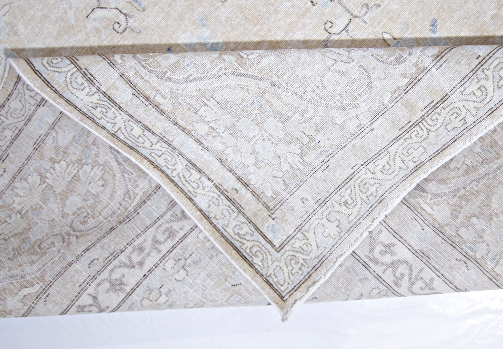 Handmade Vintage Persian Kerman Rug | 402 x 296 cm | 13'2" x 9'8" - Najaf Rugs & Textile