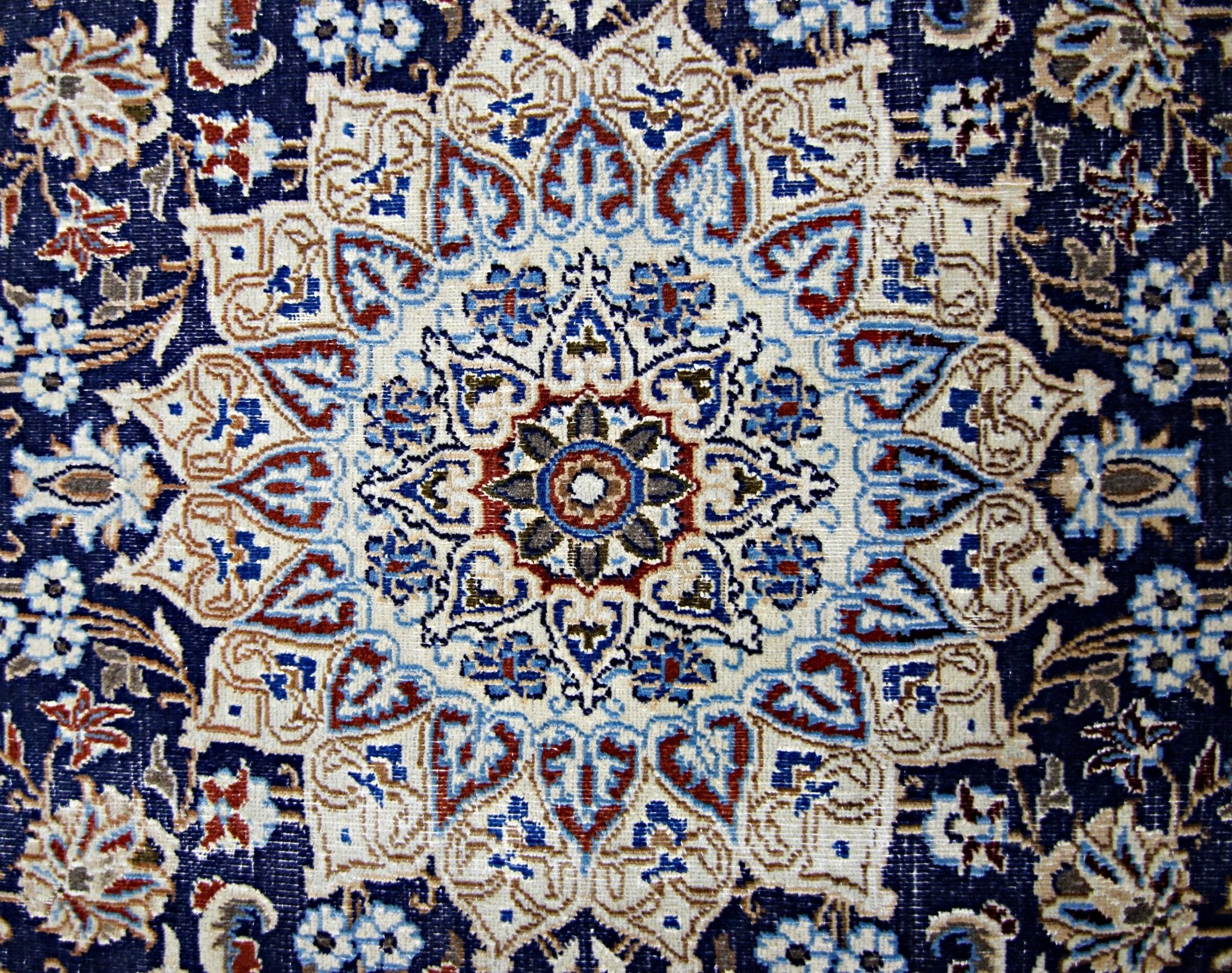 Handmade Vintage Persian Nain Rug | 128 x 86 cm | 4'3" x 2'10" - Najaf Rugs & Textile