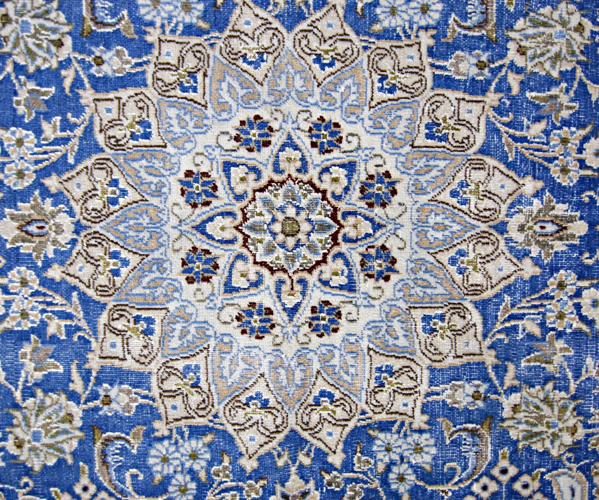 Handmade Vintage Persian Nain Rug | 136 x 89 cm | 4'6" x 2'11" - Najaf Rugs & Textile