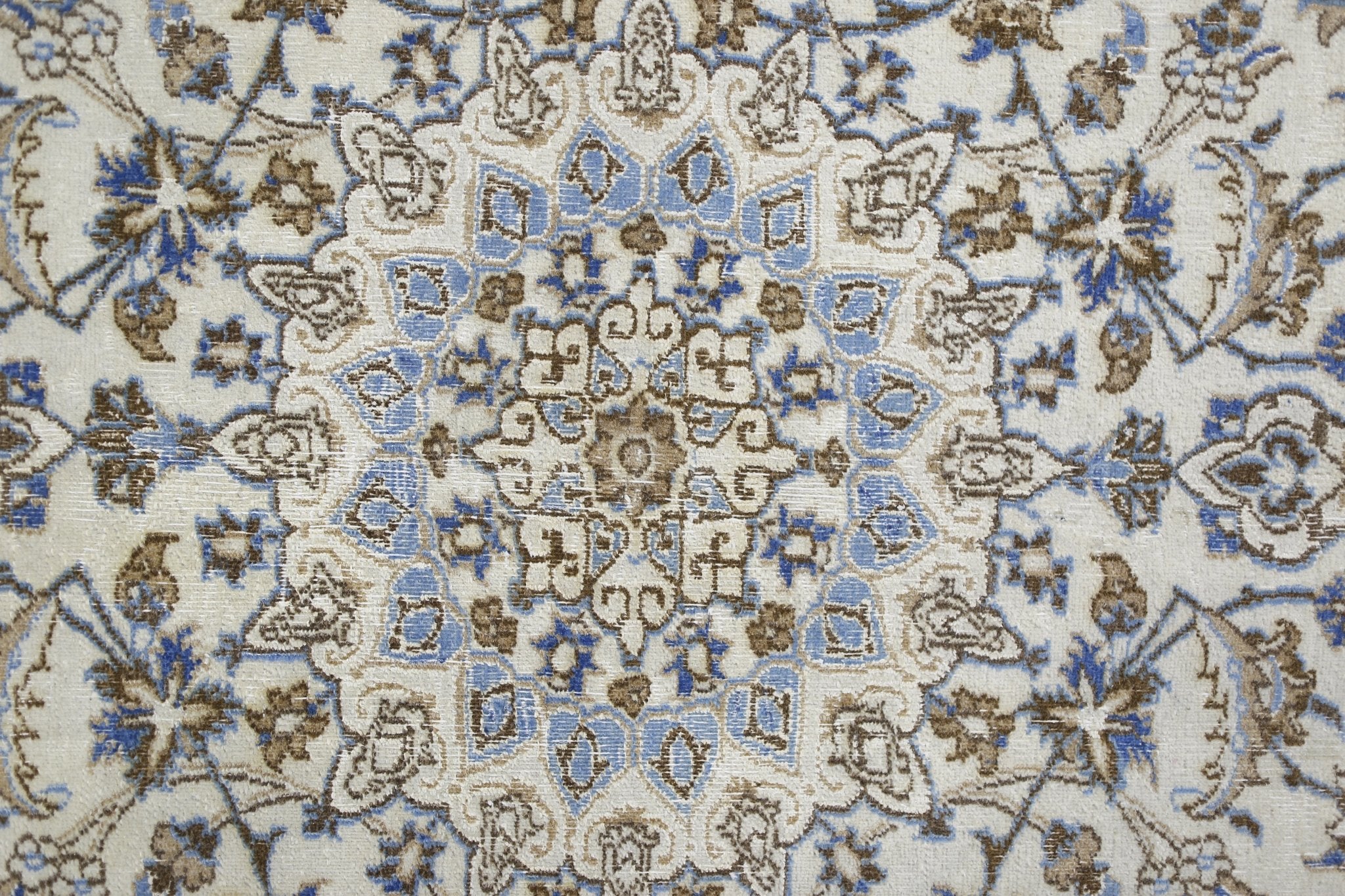 Handmade Vintage Persian Nain Rug | 203 x 120 cm | 6'8" x 3'11" - Najaf Rugs & Textile