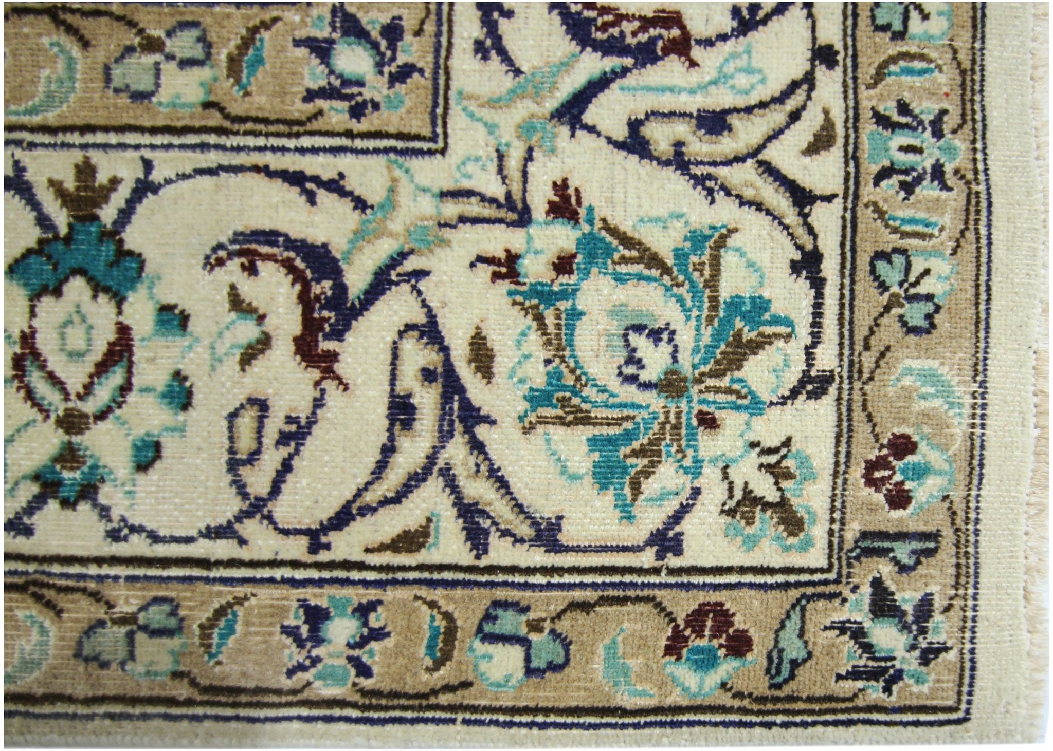 Handmade Vintage Persian Nain Rug | 276 x 191 cm | 9'1" x 6'3" - Najaf Rugs & Textile