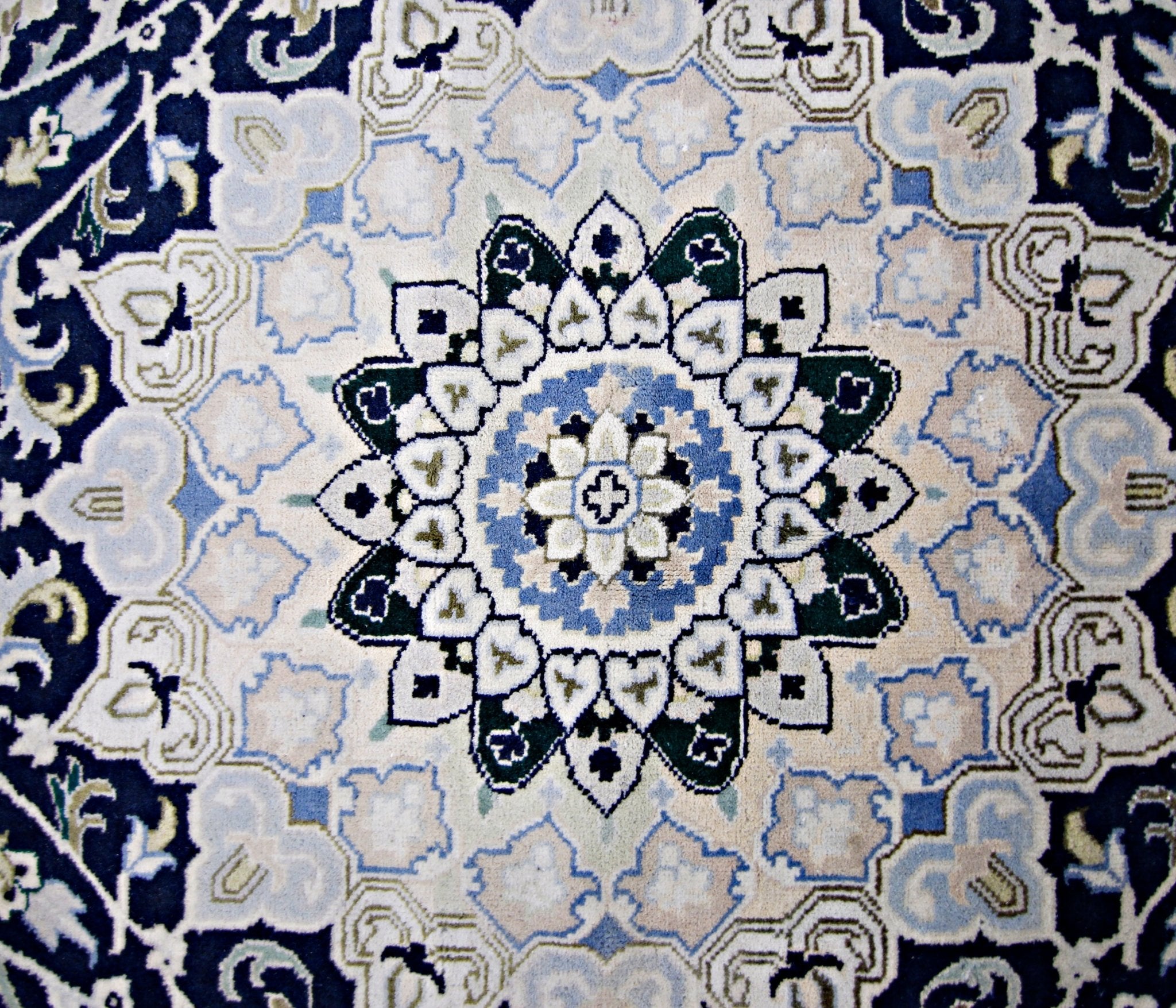 Handmade Vintage Persian Nain Rug | 299 x 198 cm | 9'10" x 6'6" - Najaf Rugs & Textile