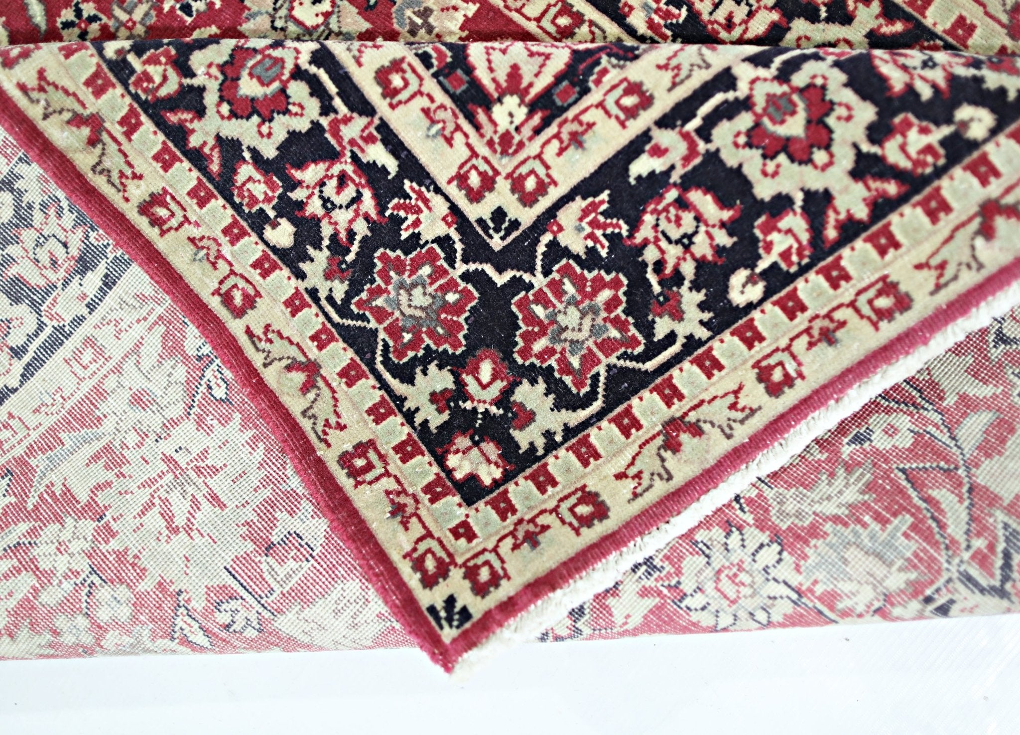 Handmade Vintage Persian Najafabad Rug | 158 x 91 cm | 5'2" x 2'11" - Najaf Rugs & Textile