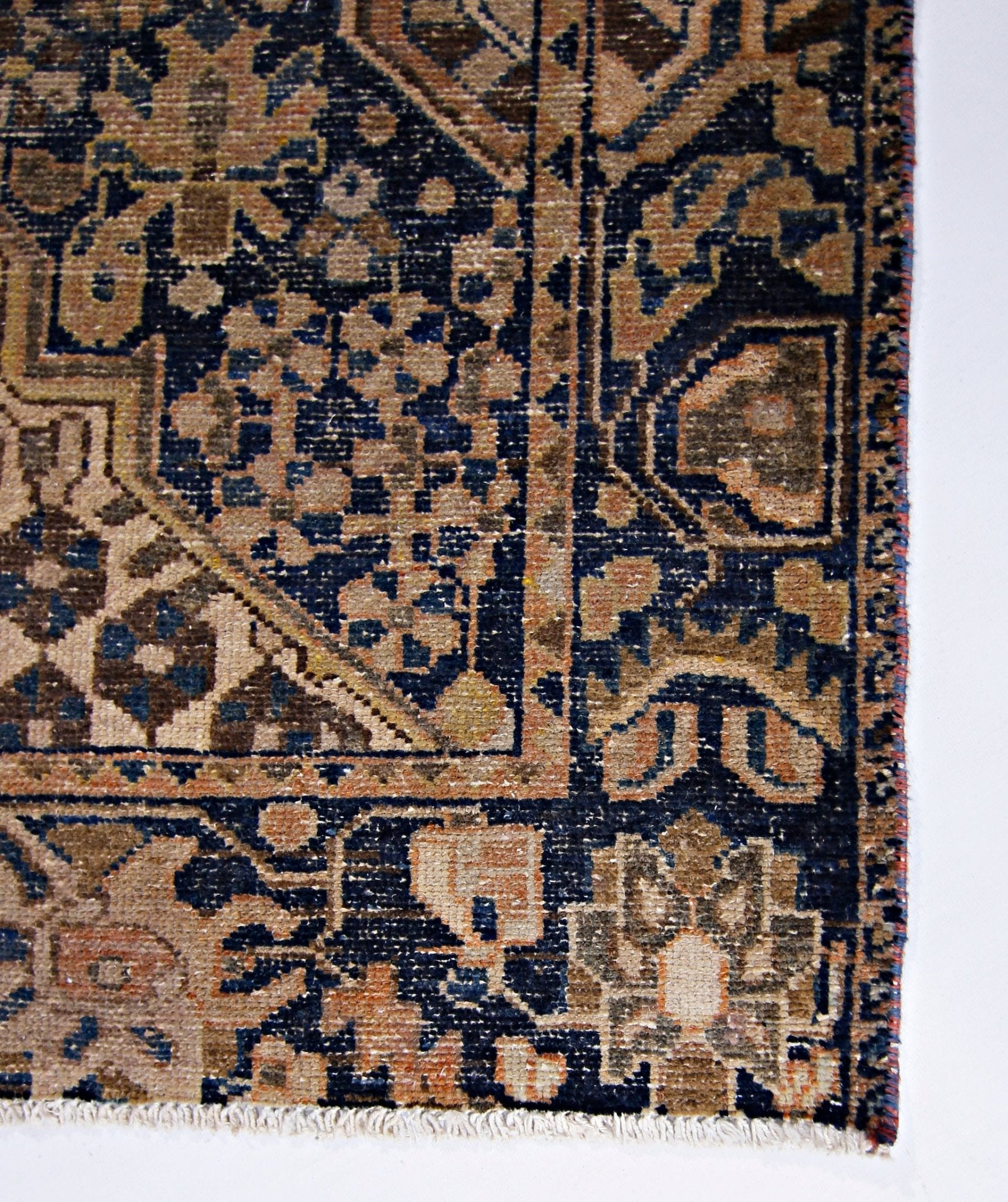 Handmade Vintage Persian Rug | 120 x 79 cm | 4' x 2'7" - Najaf Rugs & Textile