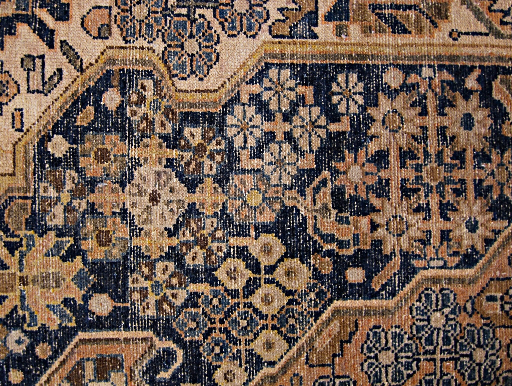 Handmade Vintage Persian Rug | 120 x 79 cm | 4' x 2'7" - Najaf Rugs & Textile