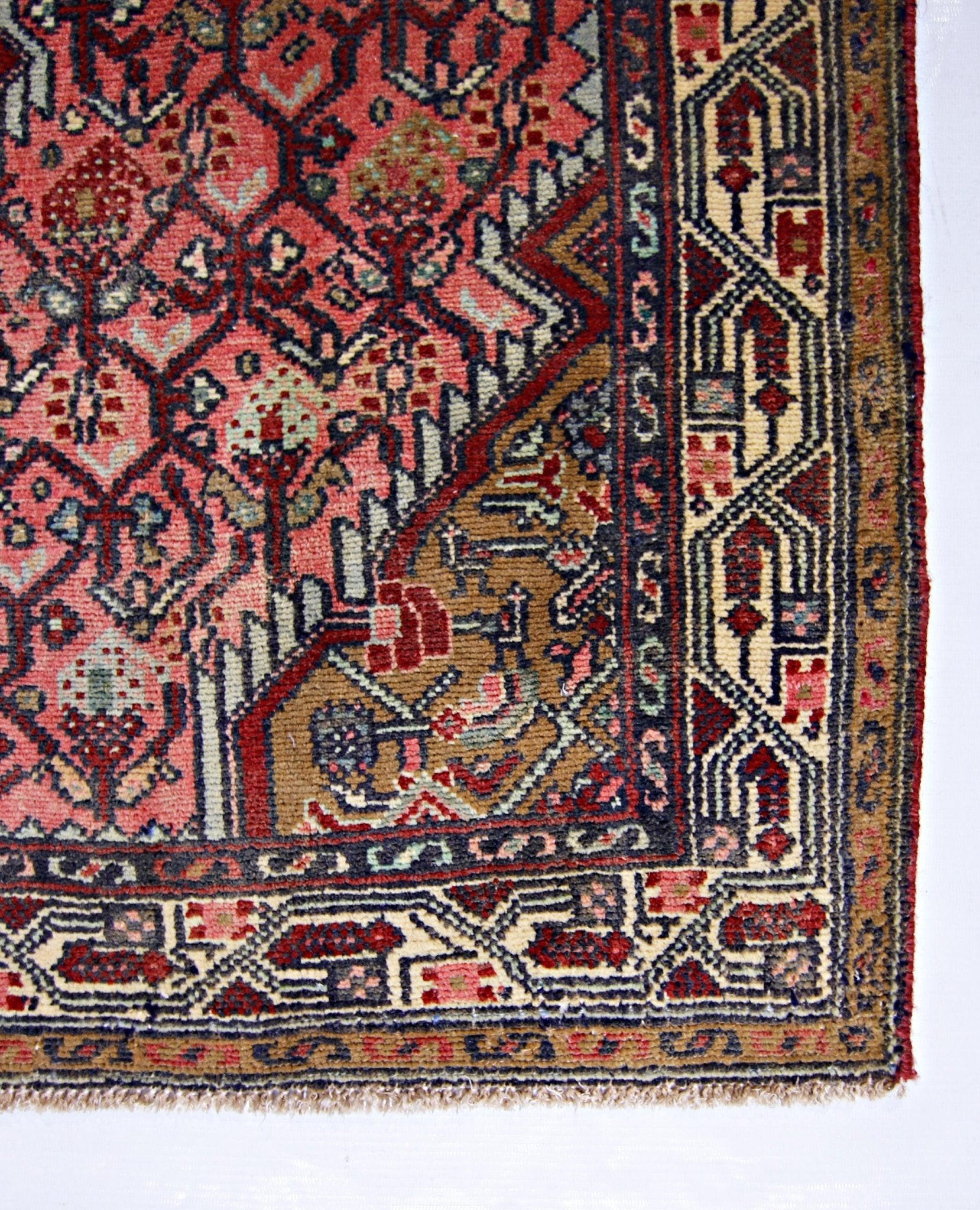 Handmade Vintage Persian Rug | 125 x 76 cm | 4'1" x 2'6" - Najaf Rugs & Textile