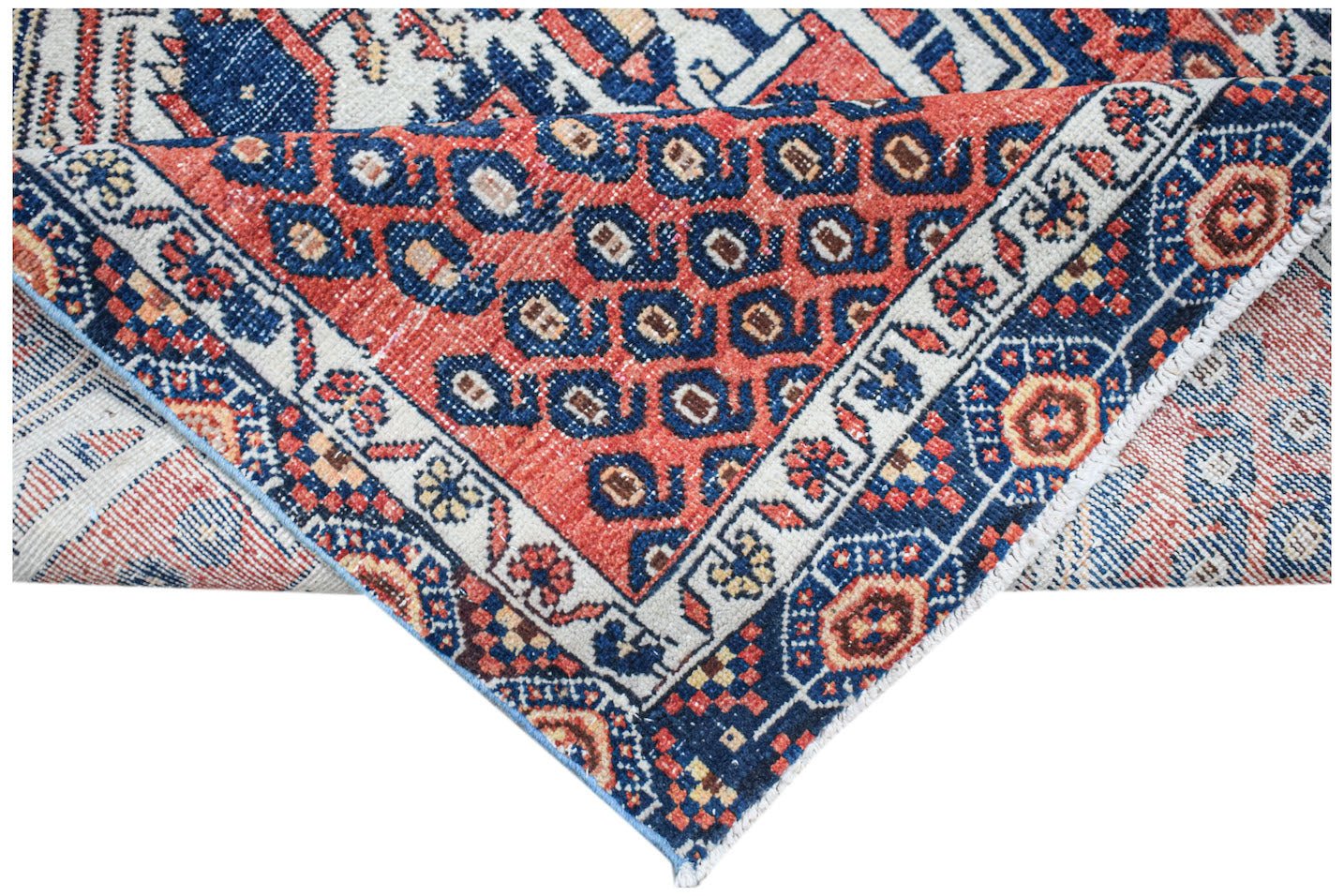 Handmade Vintage Persian Rug | 126 x 98 cm | 4'2" x 3'2" - Najaf Rugs & Textile