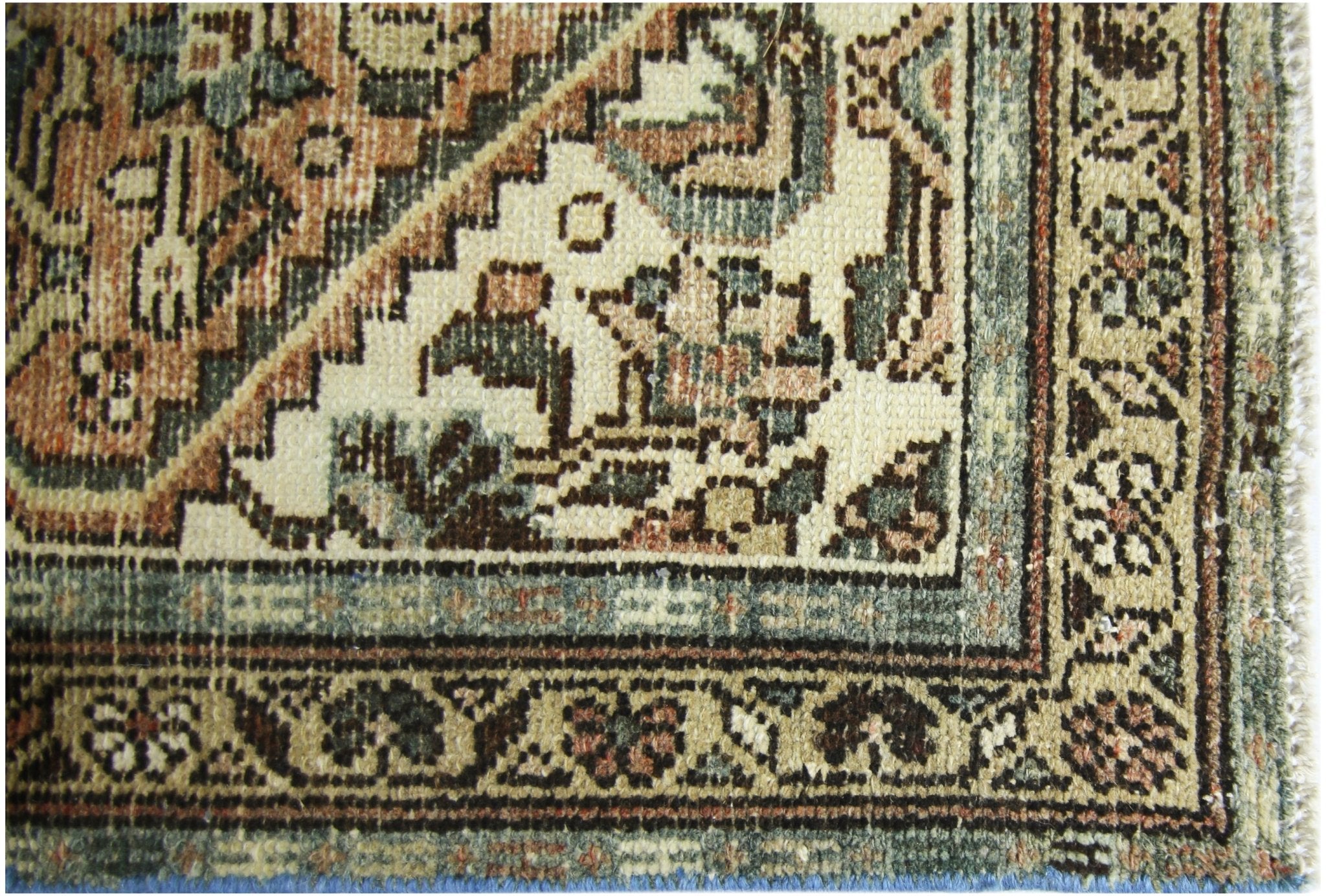 Handmade Vintage Persian Rug | 127 x 72 cm | 4'2" x 2'4" - Najaf Rugs & Textile