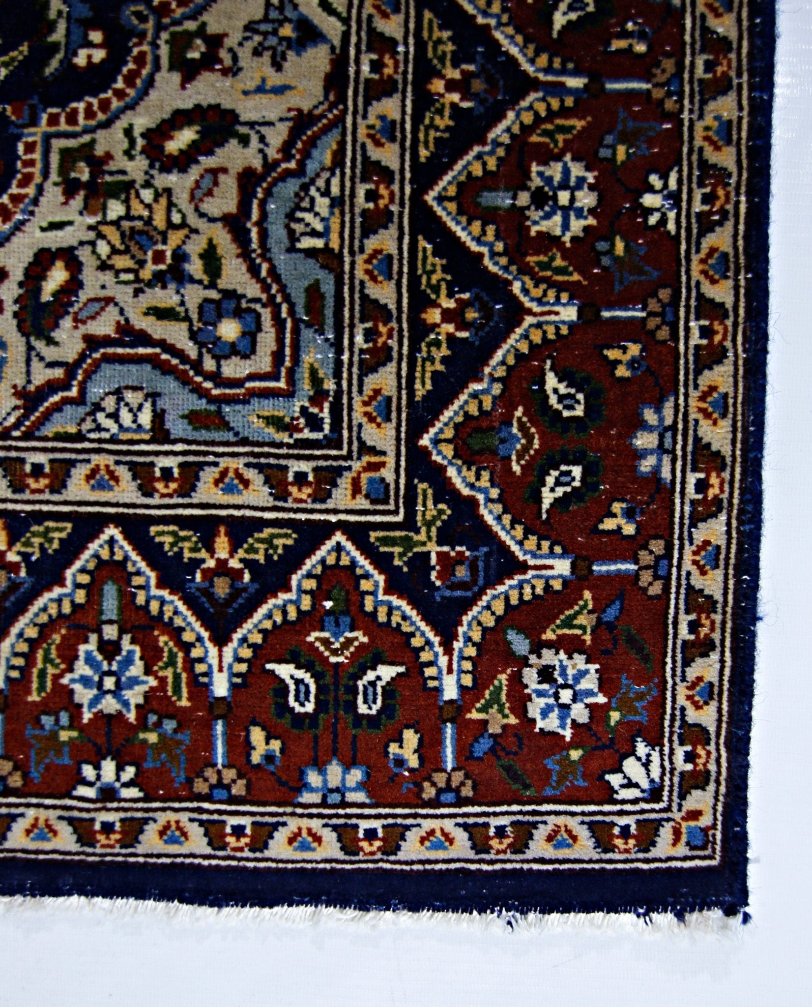 Handmade Vintage Persian Rug | 130 x 77 cm | 4'3" x 2'6" - Najaf Rugs & Textile
