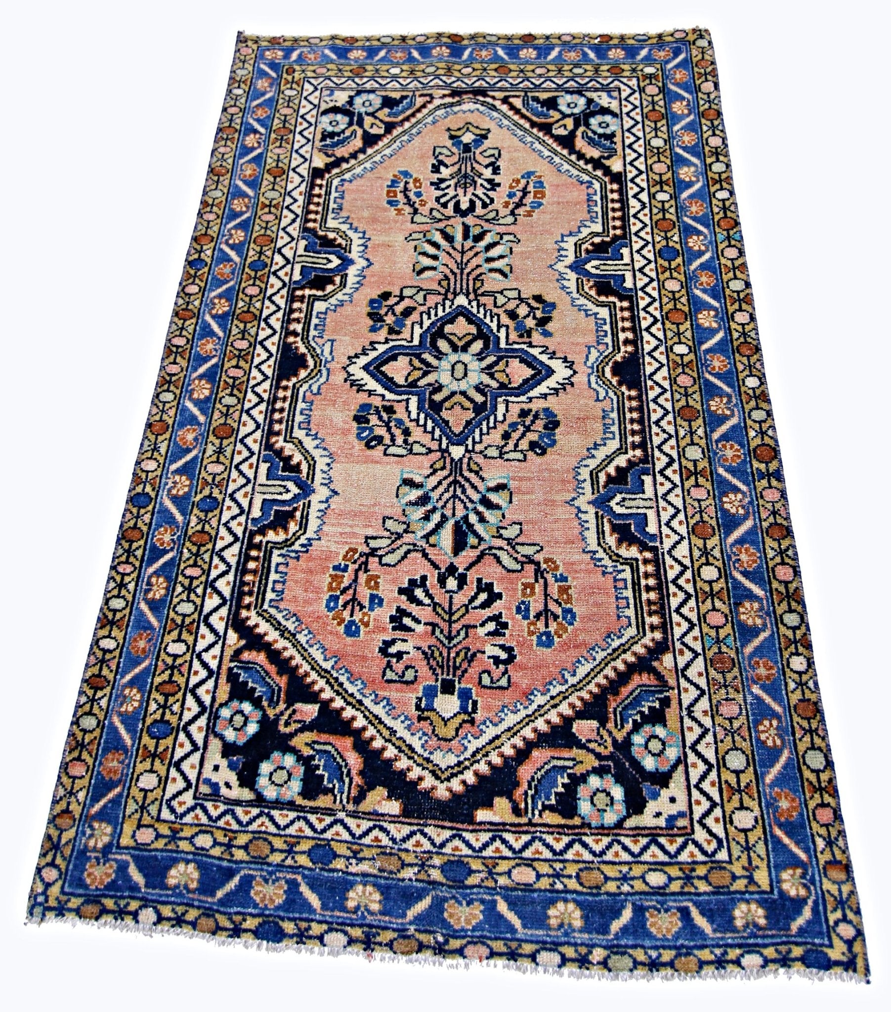 Handmade Vintage Persian Rug | 134 x 100 cm | 4'5" x 3'3" - Najaf Rugs & Textile