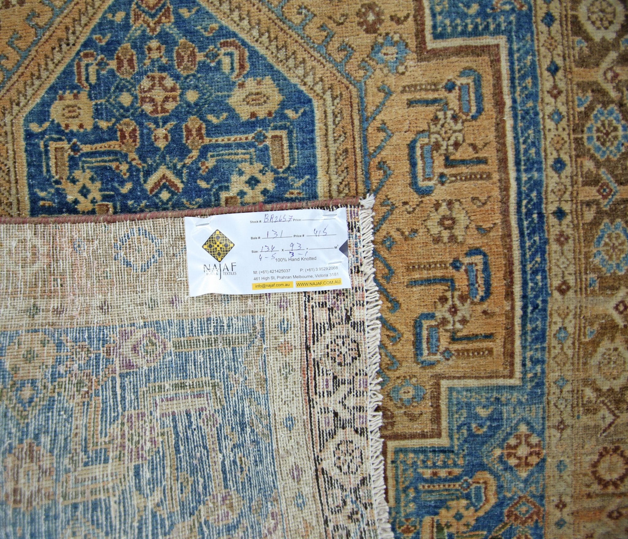 Handmade Vintage Persian Rug | 134 x 93 cm | 4'5" x 3'1" - Najaf Rugs & Textile