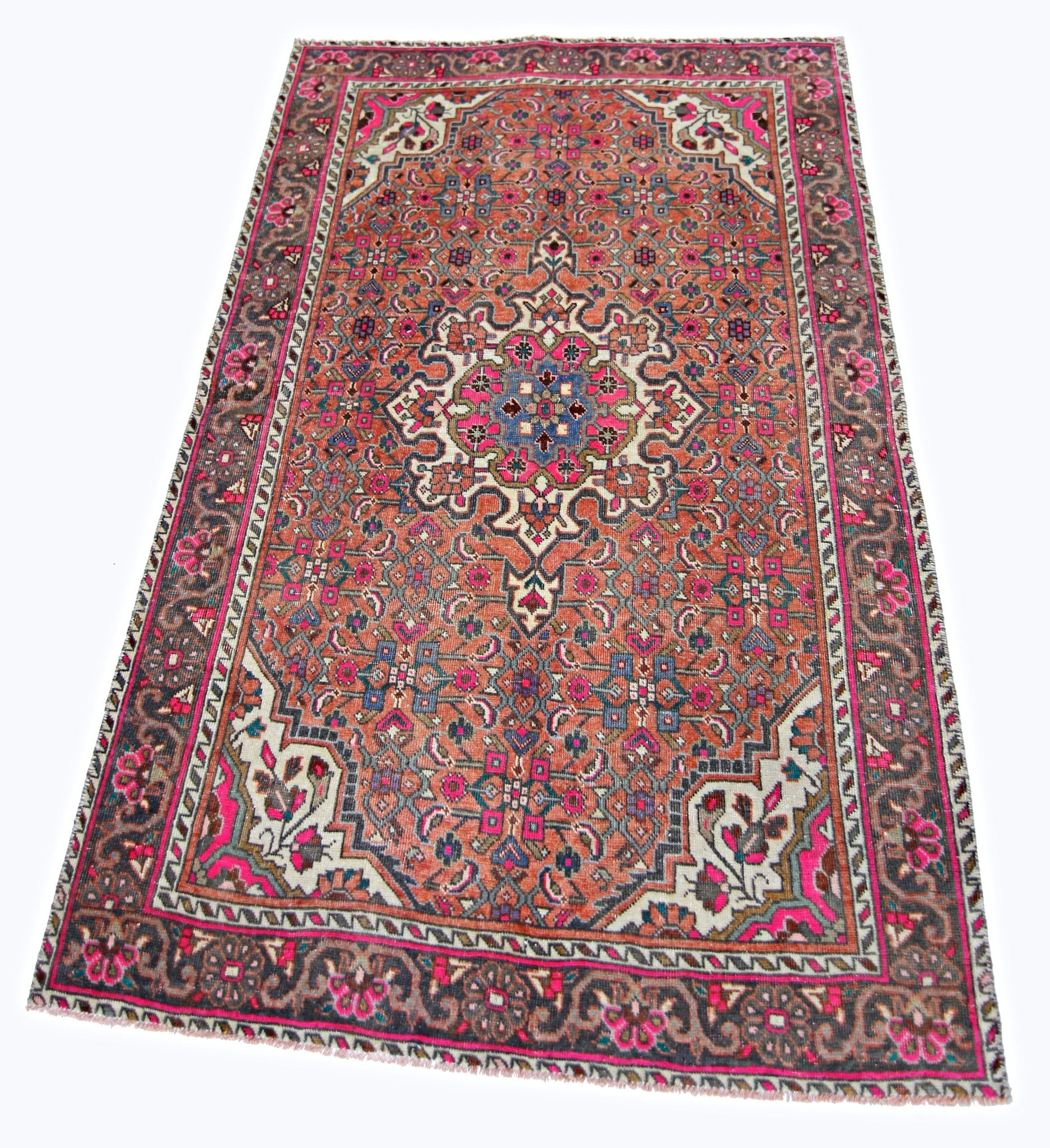 Handmade Vintage Persian Rug | 145 x 97 cm | 4'9" x 3'2" - Najaf Rugs & Textile