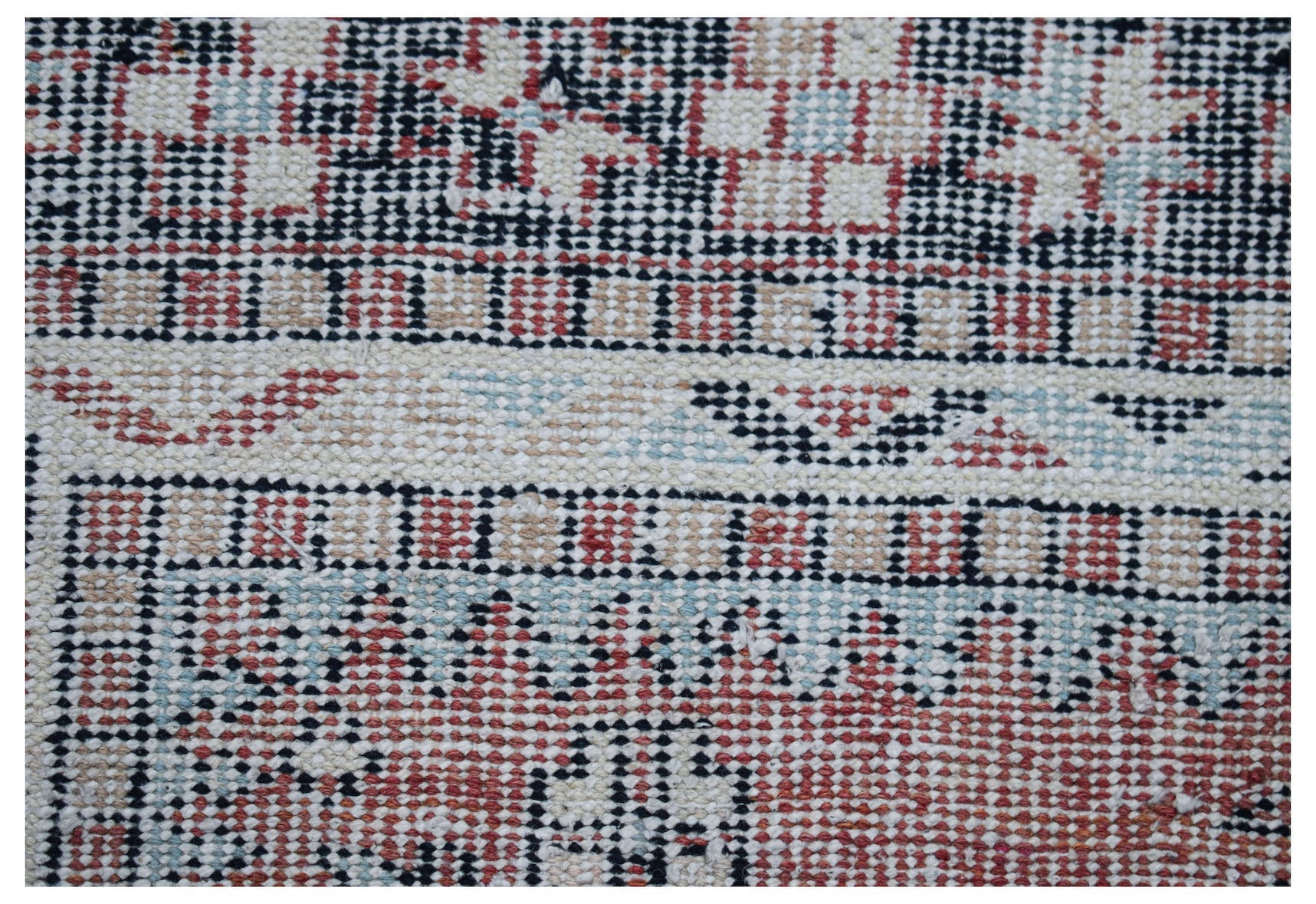 Handmade Vintage Persian Rug | 150 x 94 cm | 4'11" x 3'1" - Najaf Rugs & Textile