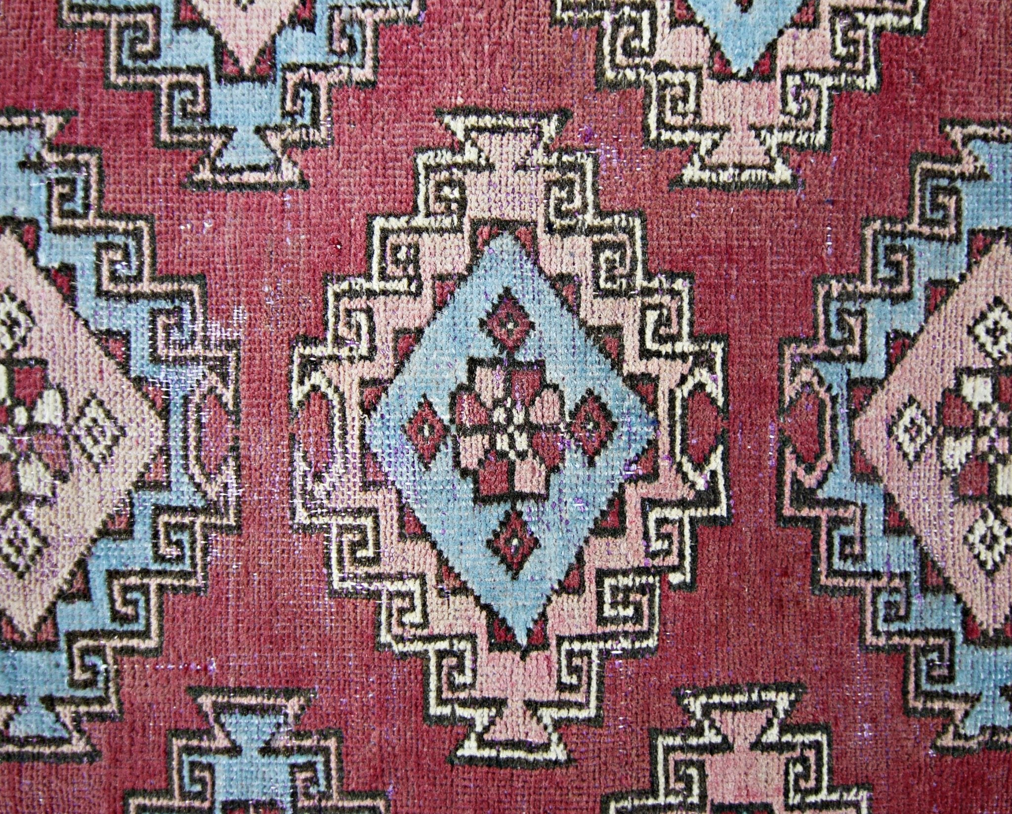 Handmade Vintage Persian Rug | 151 x 89 cm | 4'11" x 2'11" - Najaf Rugs & Textile