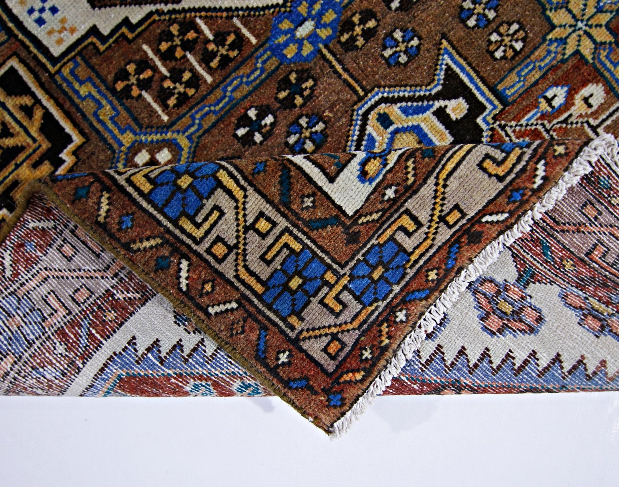 Handmade Vintage Persian Rug | 159 x 111 cm | 5'3" x 3'8" - Najaf Rugs & Textile