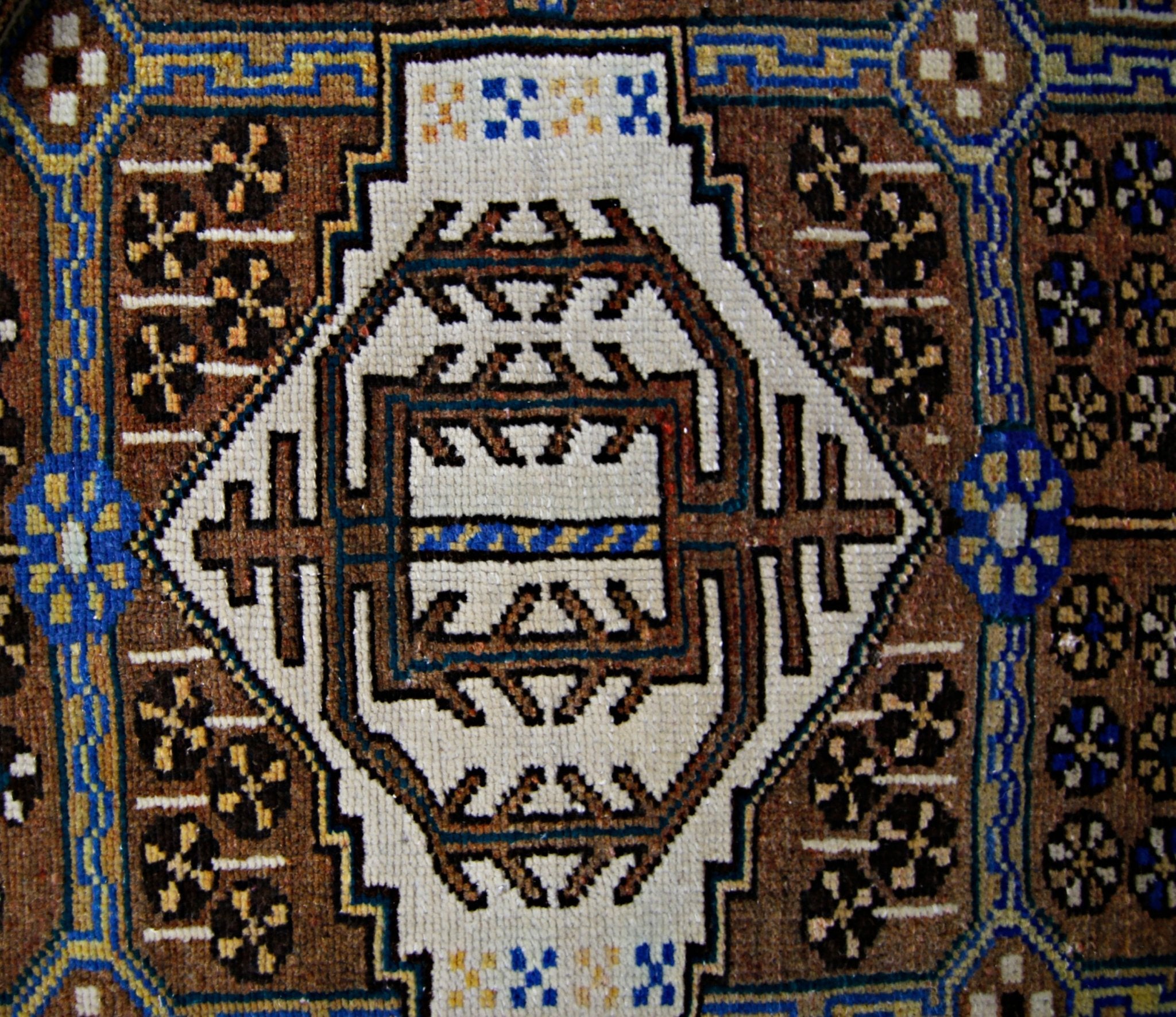 Handmade Vintage Persian Rug | 159 x 111 cm | 5'3" x 3'8" - Najaf Rugs & Textile