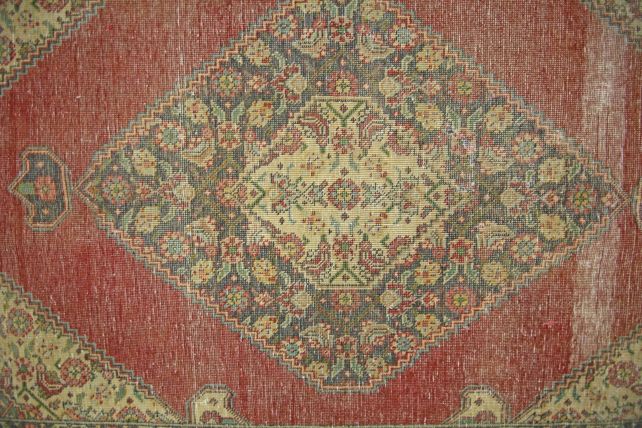 Handmade Vintage Persian Rug | 171 x 105 cm | 5'7" x 3'6" - Najaf Rugs & Textile