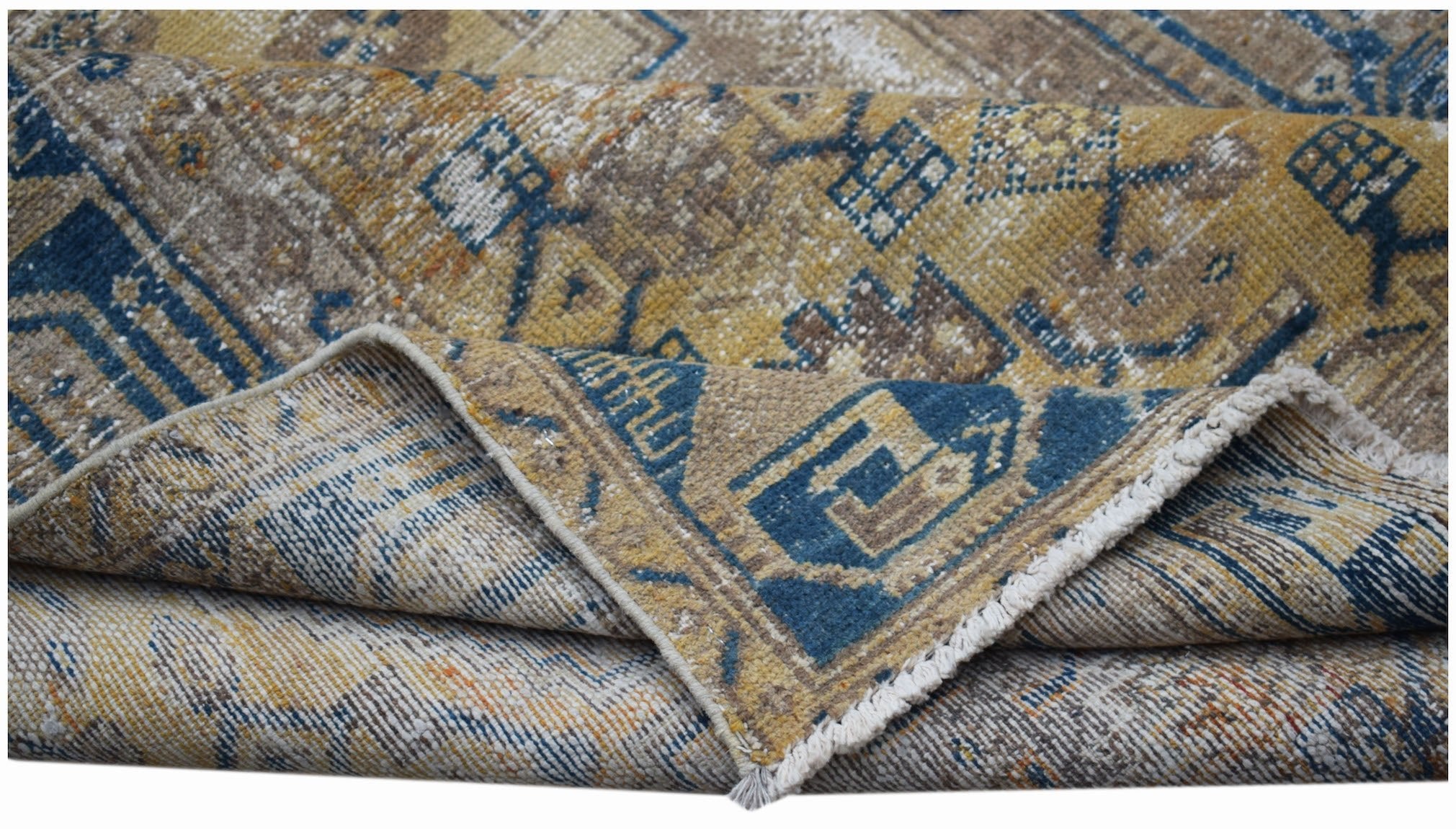 Handmade Vintage Persian Rug | 196 x 122 cm | 6'5" x 4' - Najaf Rugs & Textile