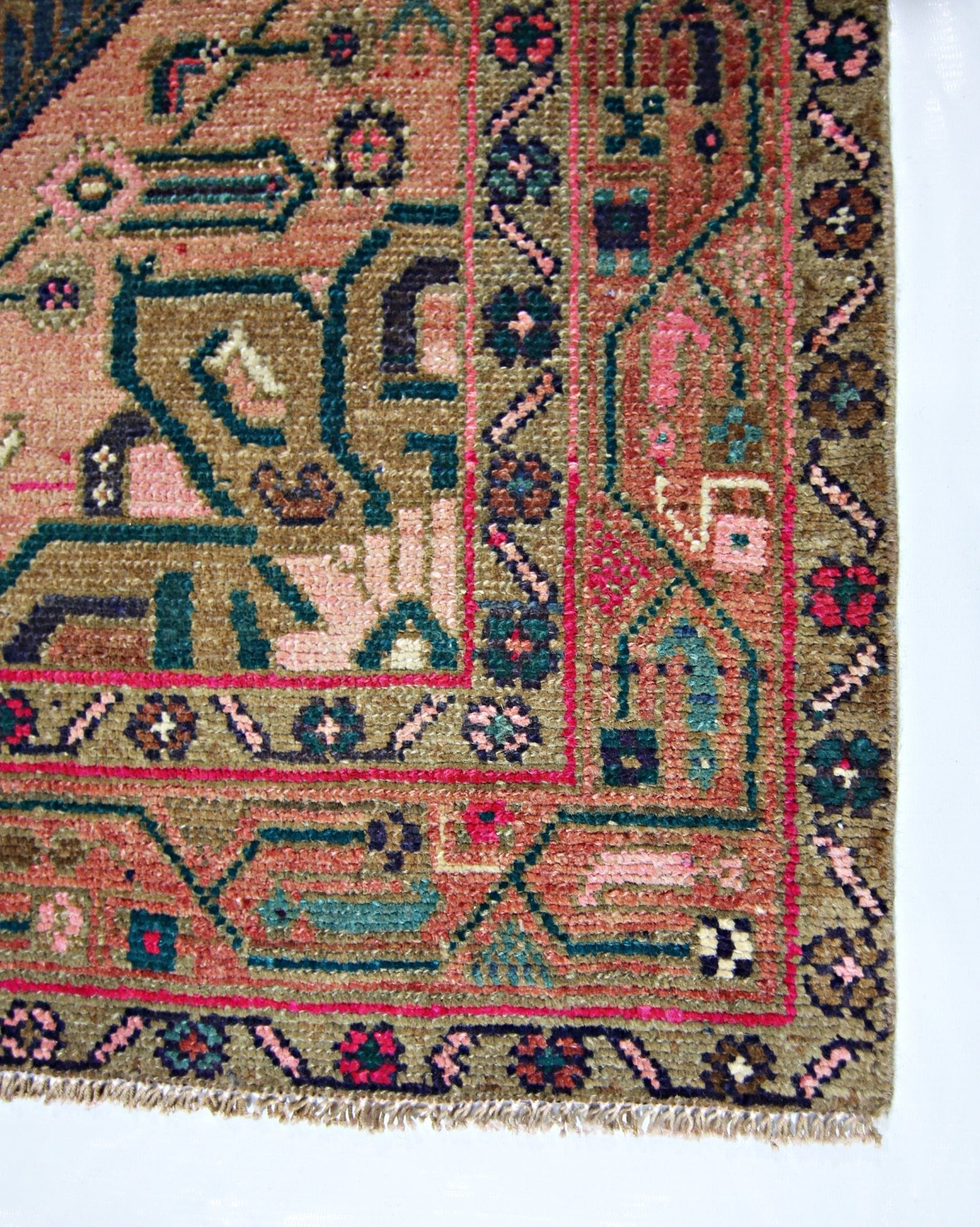 Handmade Vintage Persian Rug | 199 x 129 cm | 6'7" x 4'3" - Najaf Rugs & Textile