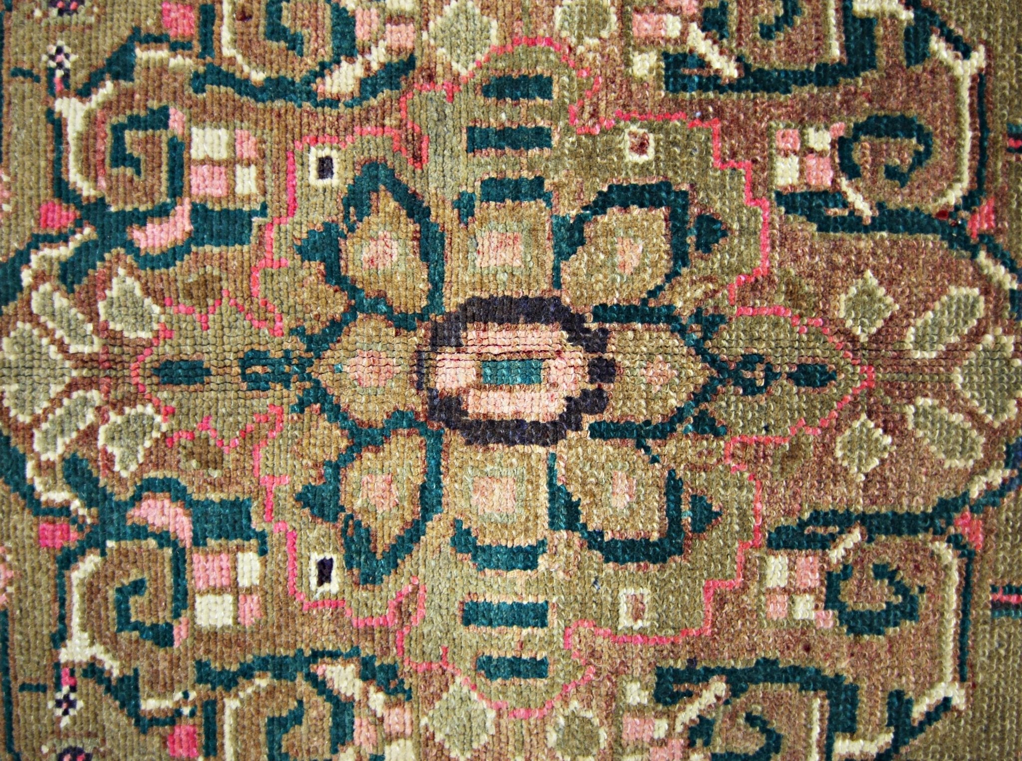 Handmade Vintage Persian Rug | 199 x 129 cm | 6'7" x 4'3" - Najaf Rugs & Textile