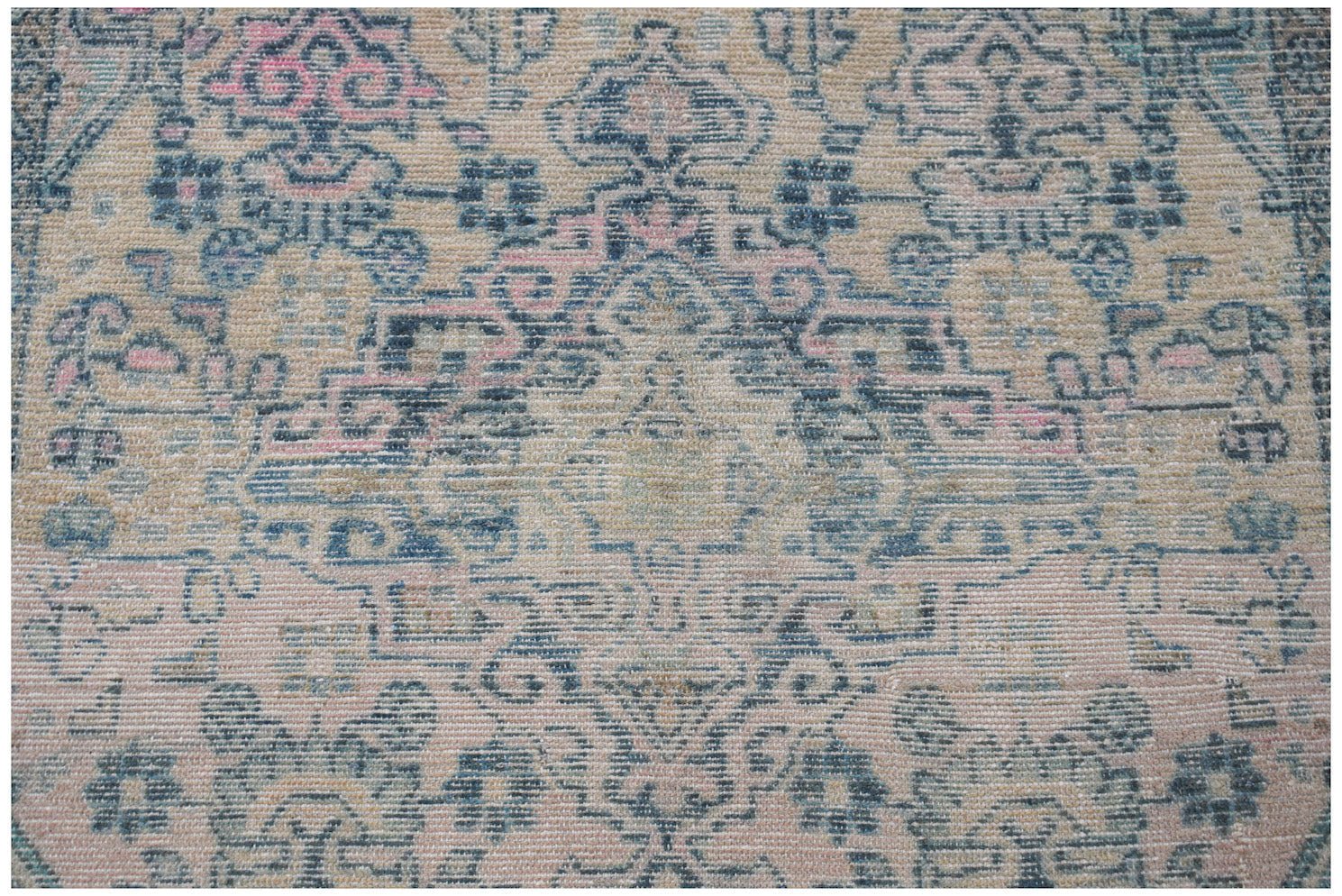 Handmade Vintage Persian Rug | 201 x 127 cm | 6'7" x 4'2' - Najaf Rugs & Textile