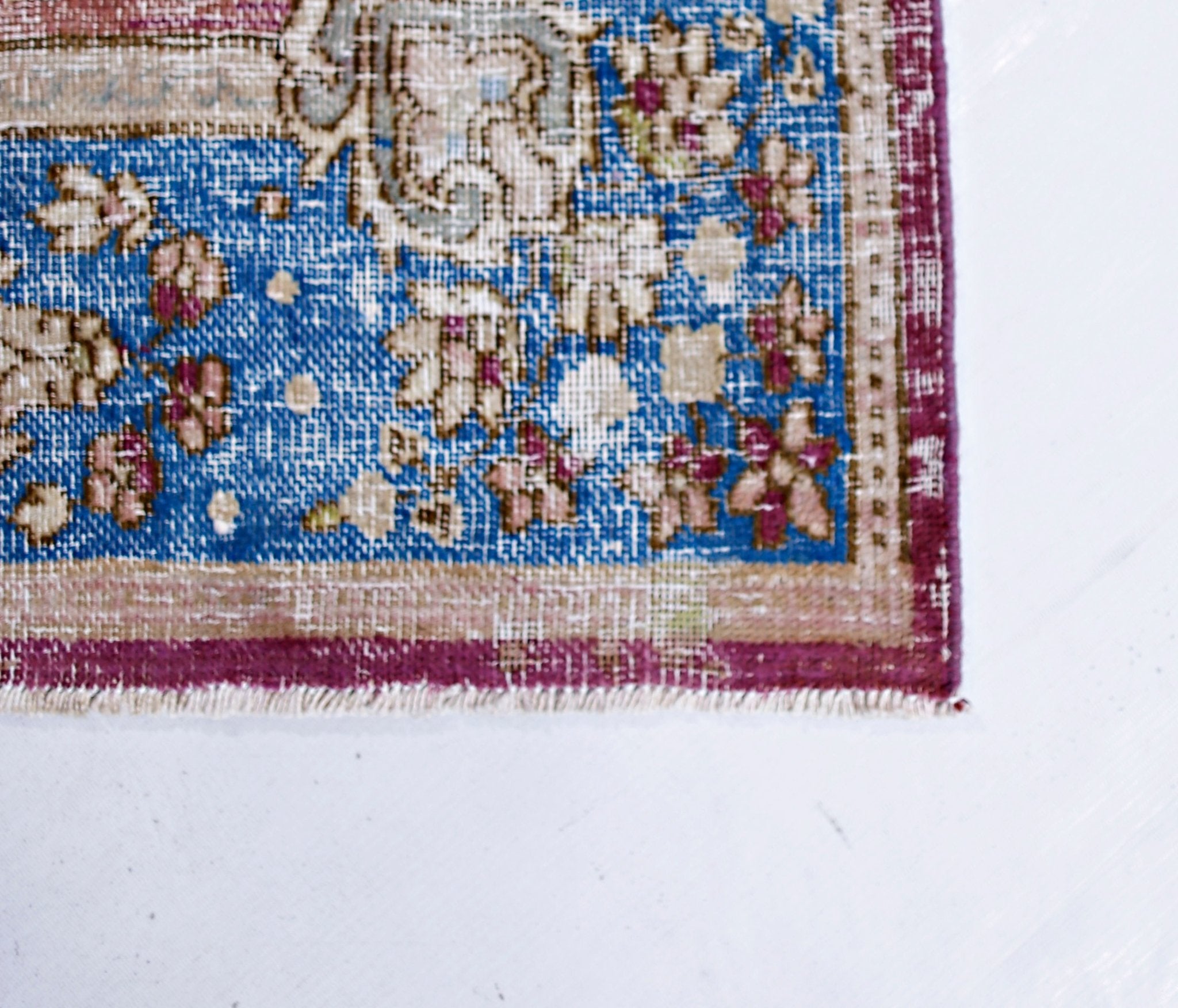 Handmade Vintage Persian Rug | 206 x 116 cm | 6'9" x 3'10" - Najaf Rugs & Textile