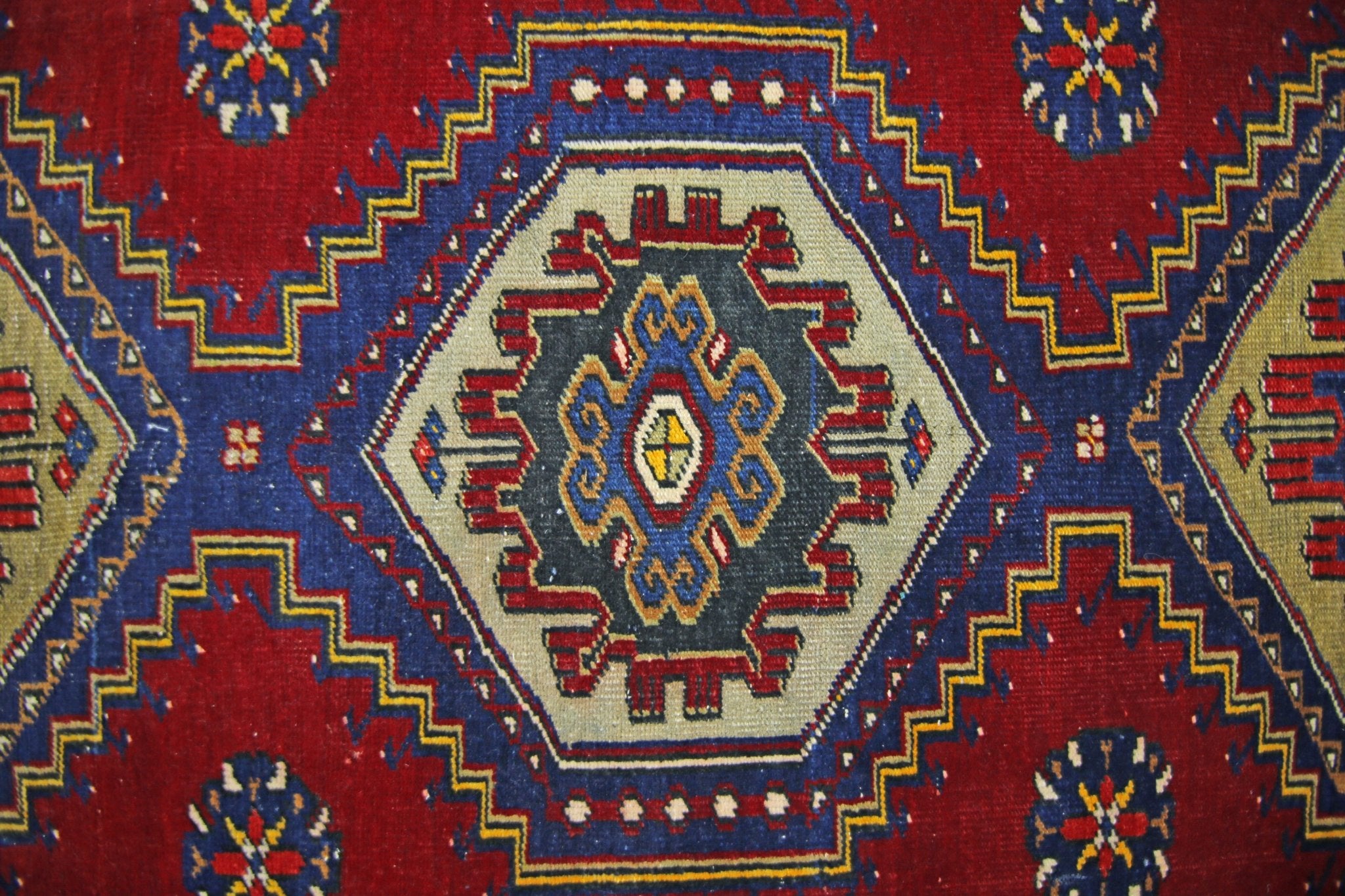 Handmade Vintage Persian Rug | 216 x 118 cm | 7'1" x 3'10" - Najaf Rugs & Textile