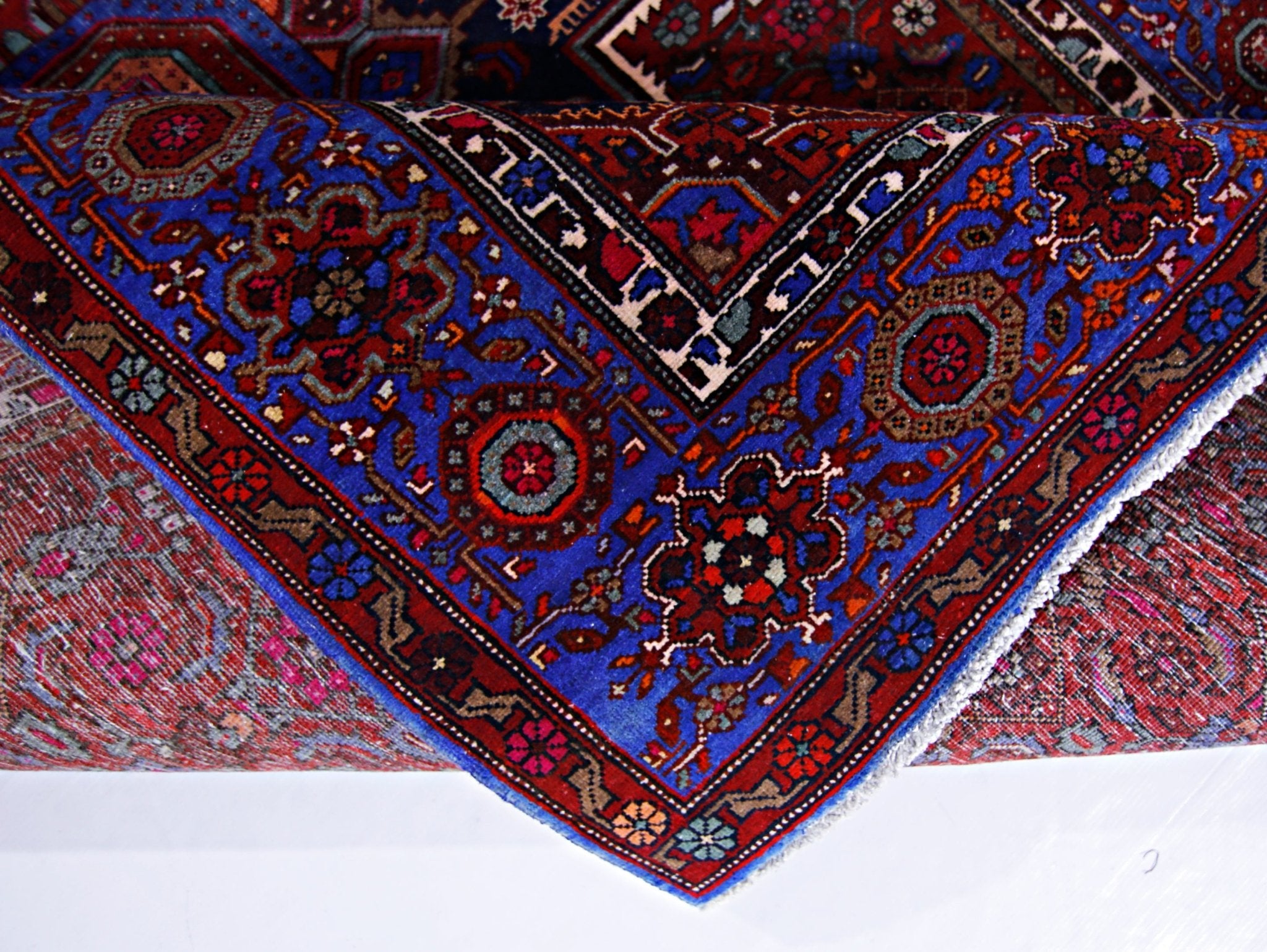 Handmade Vintage Persian Rug | 222 x 131 cm | 7'3" x 4'4" - Najaf Rugs & Textile