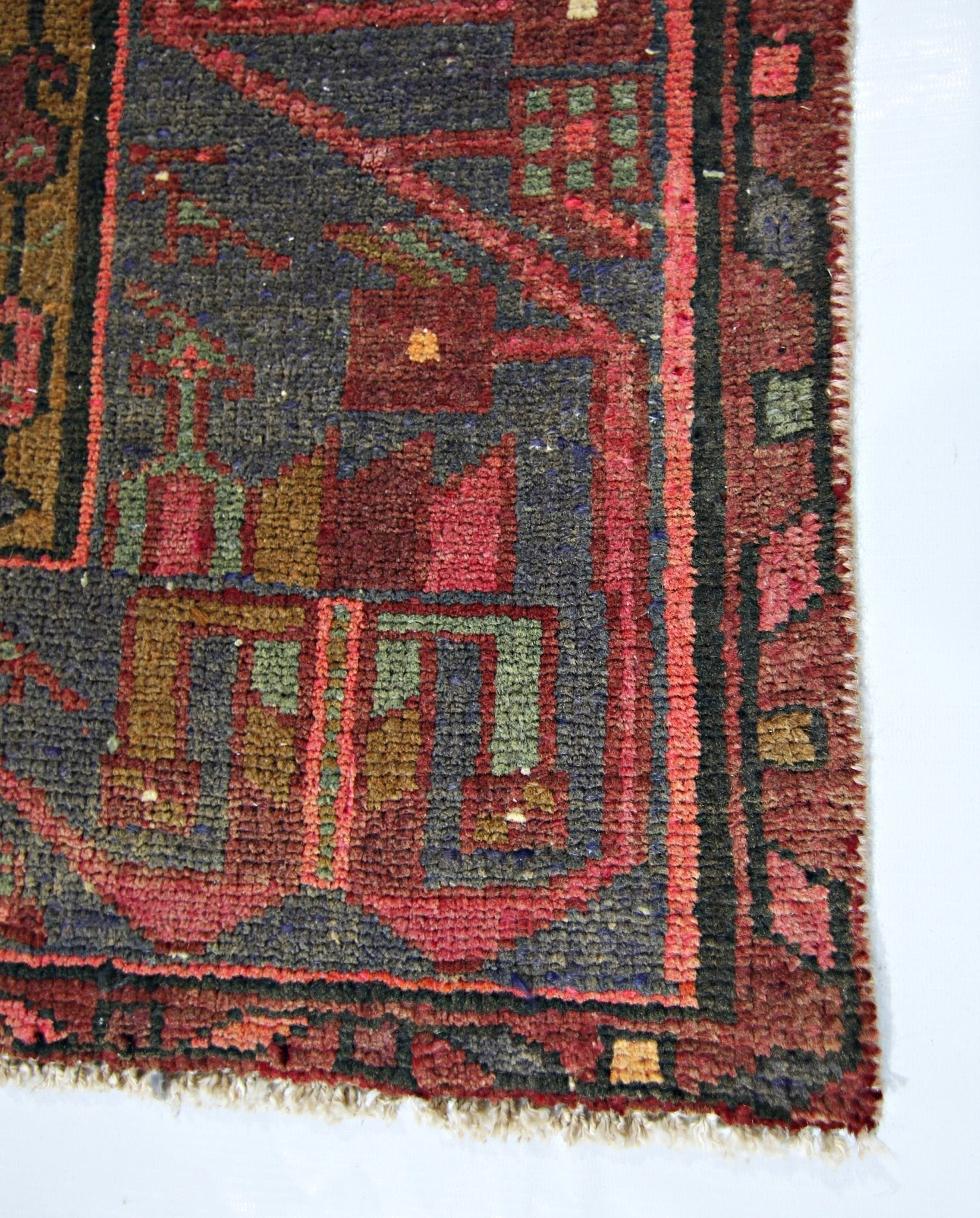 Handmade Vintage Persian Rug | 222 x 138 cm | 7'3" x 4'6" - Najaf Rugs & Textile