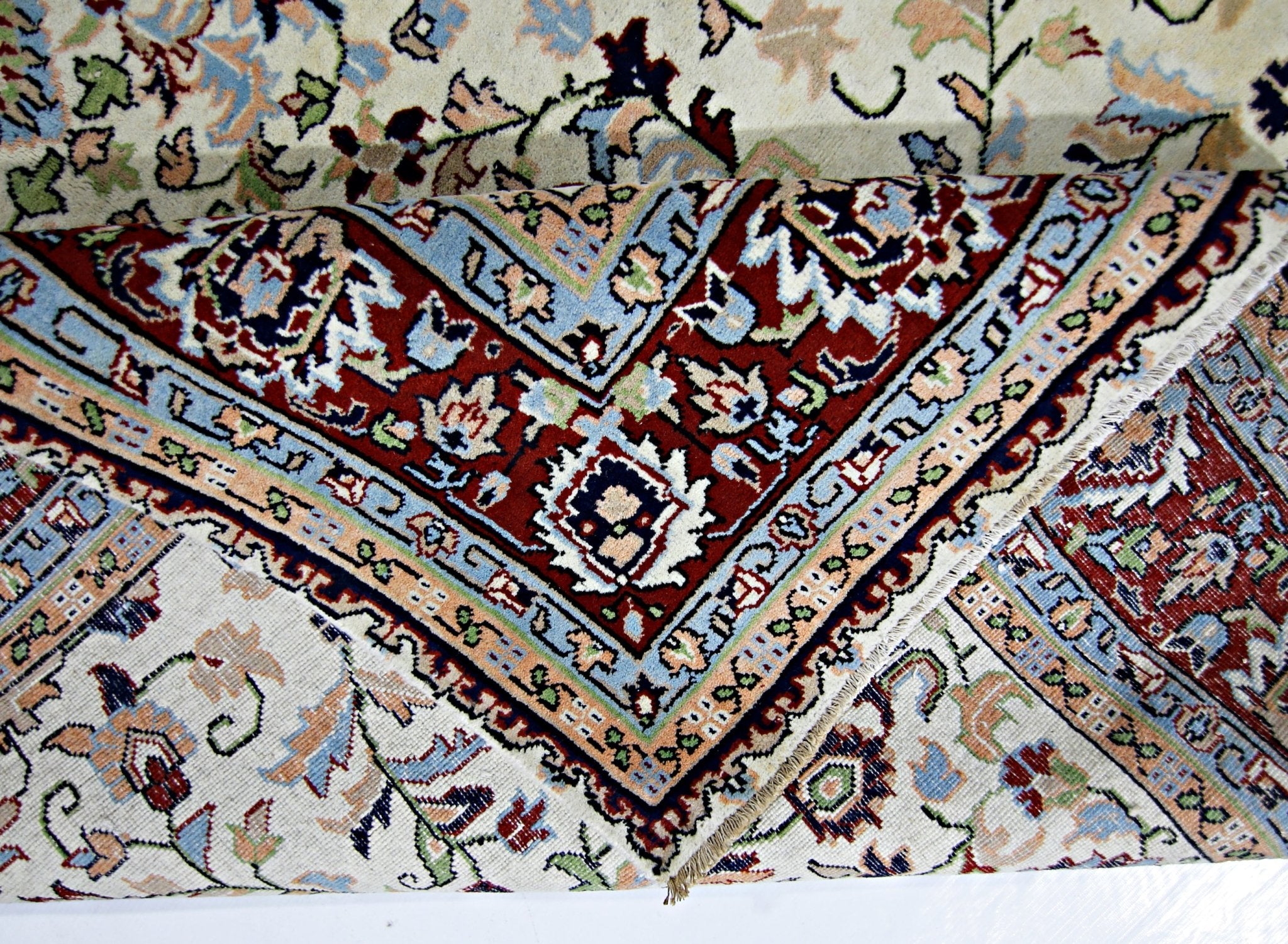 Handmade Vintage Persian Rug | 231 x 162 cm | 7'7" x 5'4" - Najaf Rugs & Textile