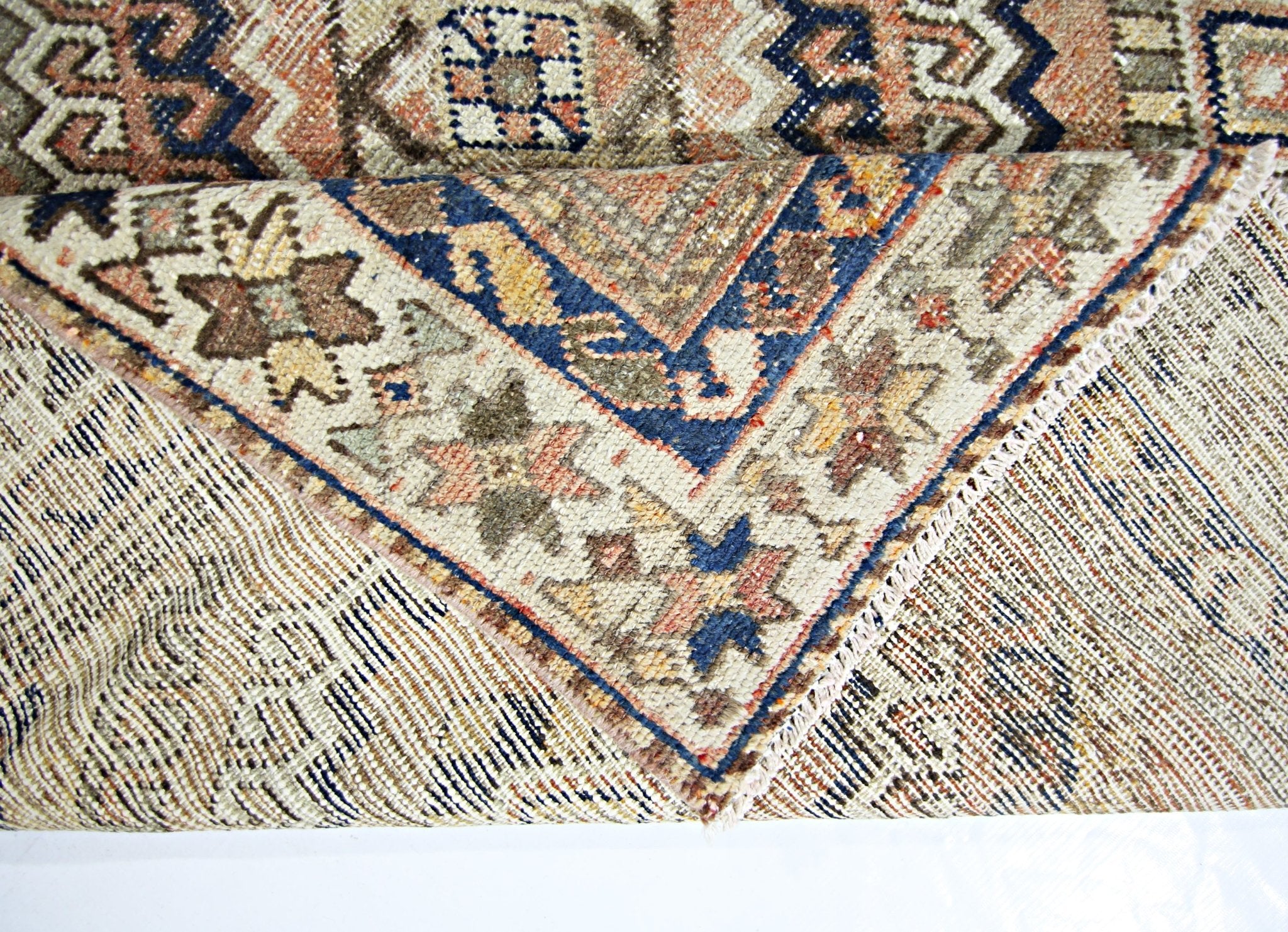 Handmade Vintage Persian Rug | 252 x 141 cm | 8'3" x 4'7" - Najaf Rugs & Textile