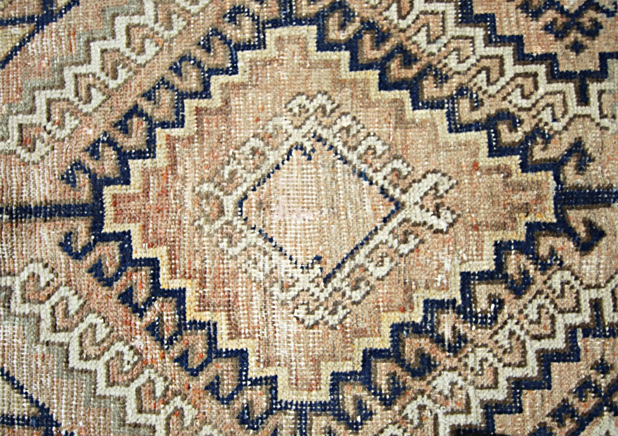 Handmade Vintage Persian Rug | 252 x 141 cm | 8'3" x 4'7" - Najaf Rugs & Textile