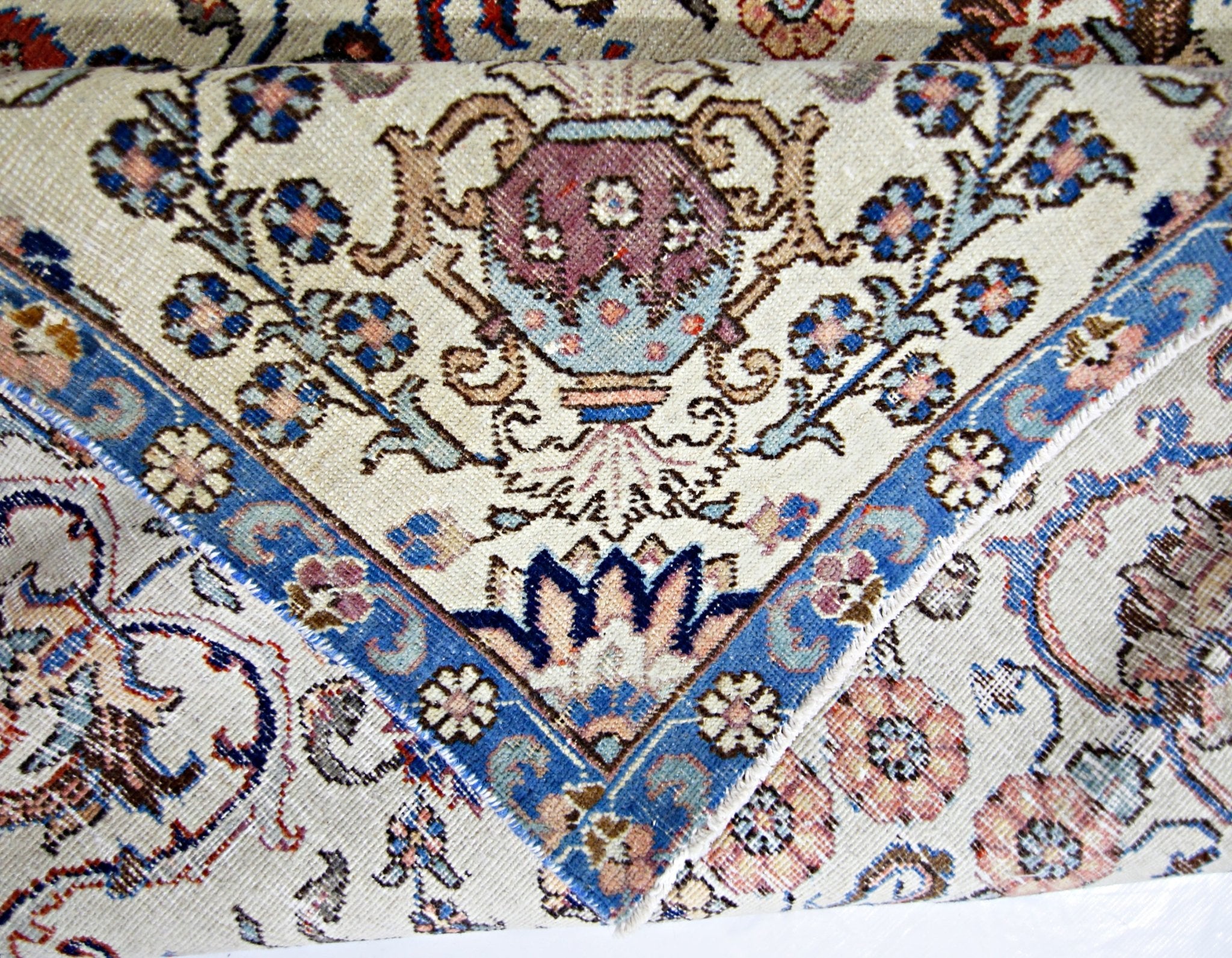 Handmade Vintage Persian Rug | 256 x 151 cm | 8'5" x 5' - Najaf Rugs & Textile