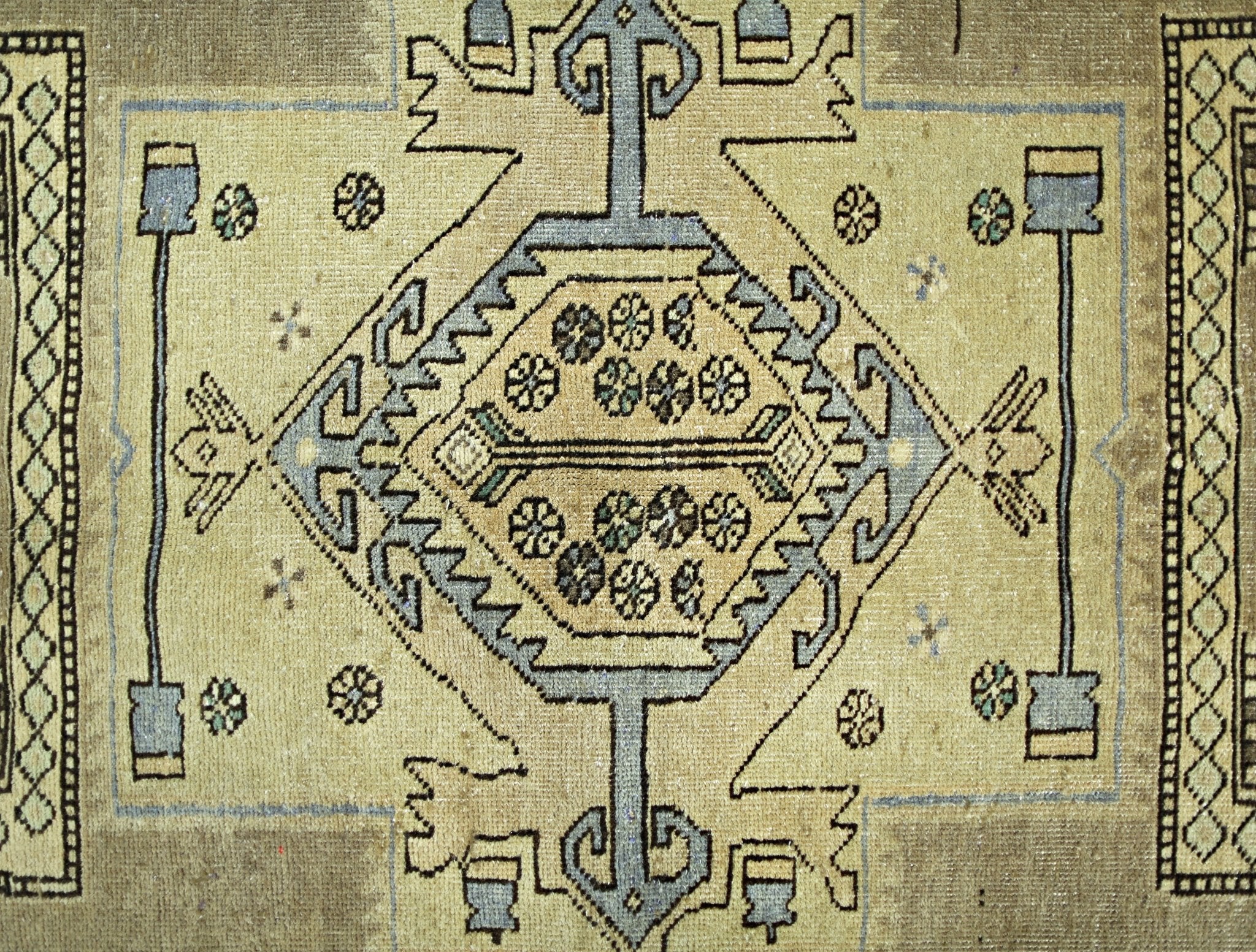 Handmade Vintage Persian Rug | 260 x 134 cm | 8'6" x 4'5" - Najaf Rugs & Textile